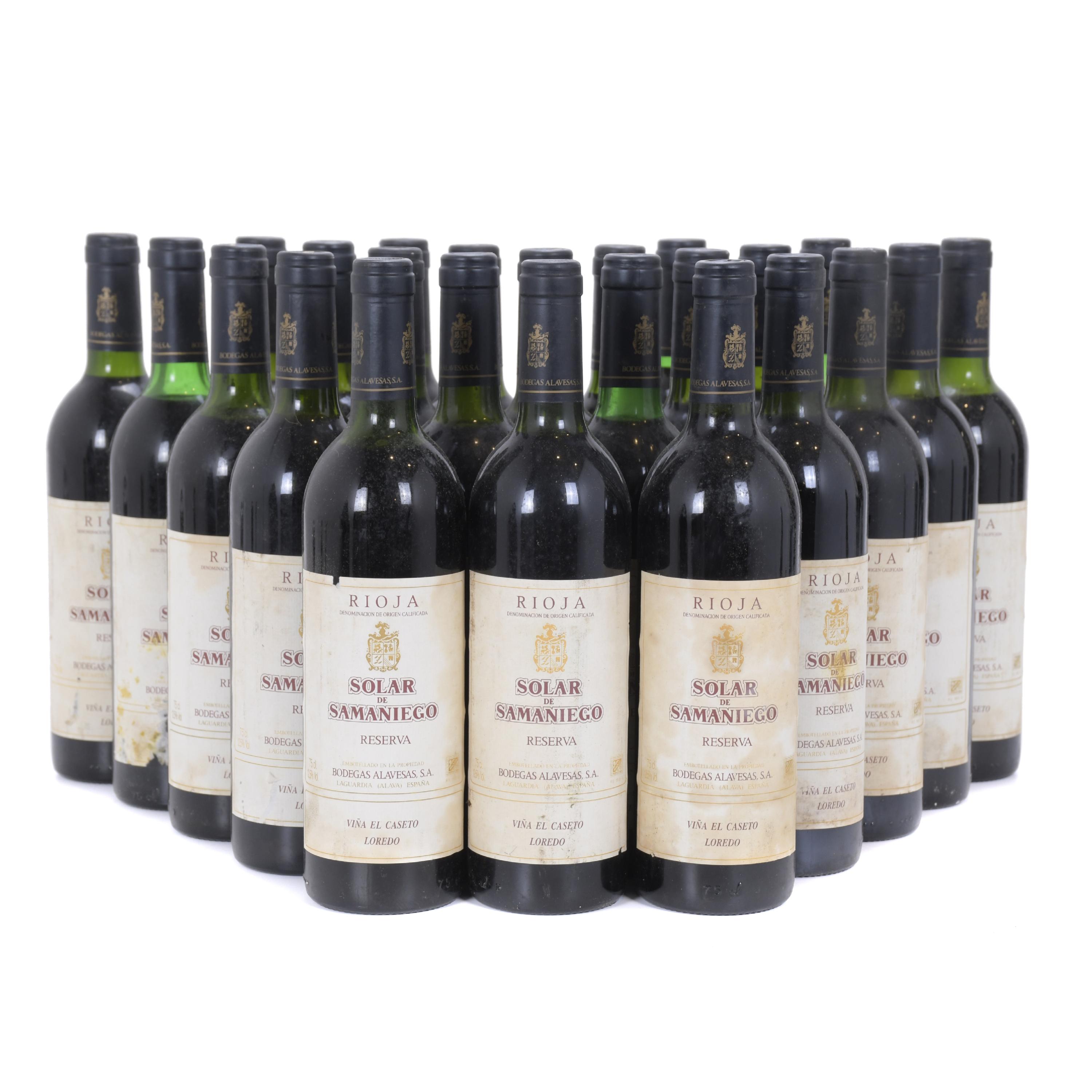 LOTE DE VEINTICUATRO BOTELLAS DE VINO TINTO RESERVA SOLAR D