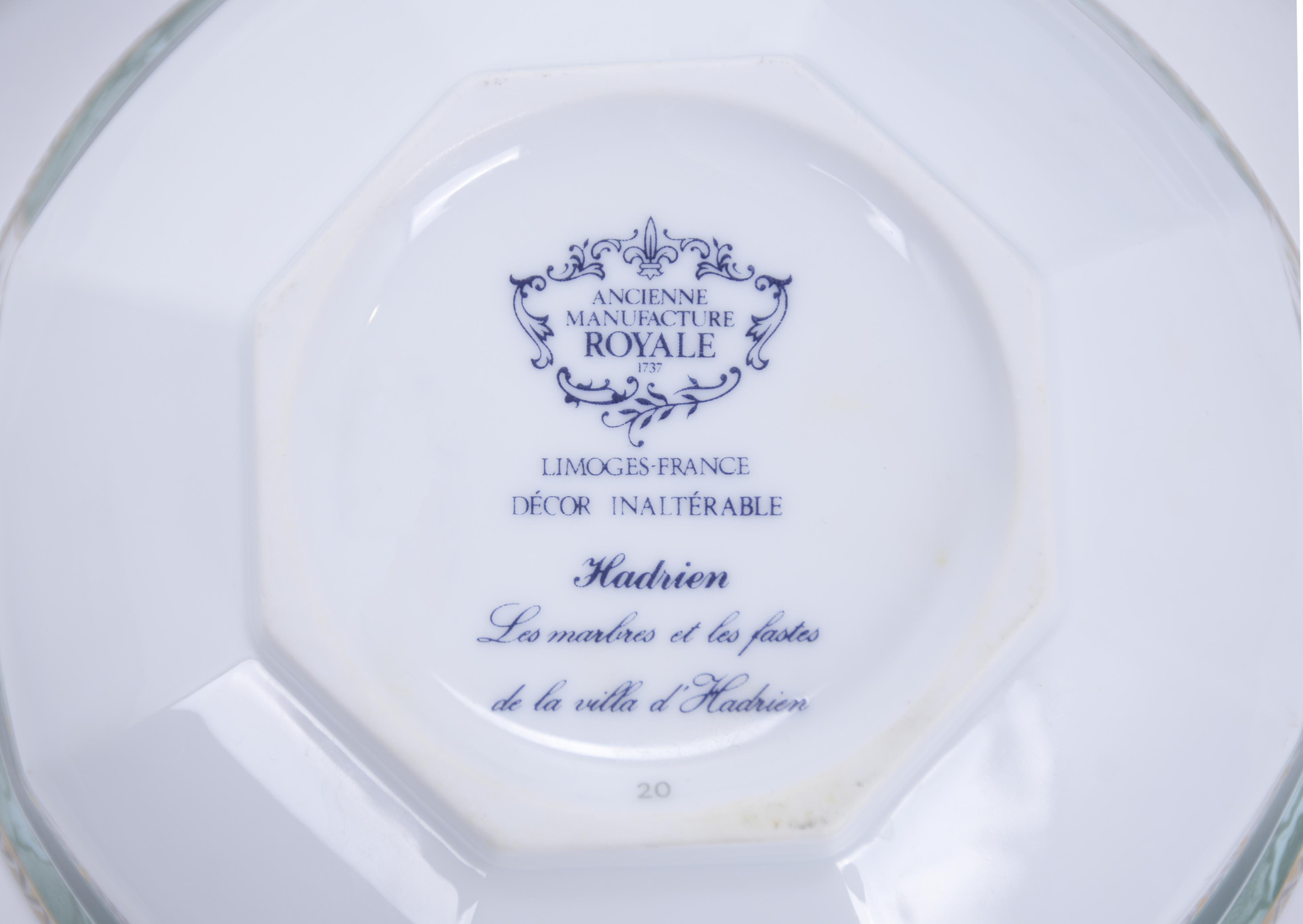 ANCIENNE MANUFACTURE ROYALE DE LIMOGES. VAJILLA MODELO "HAD