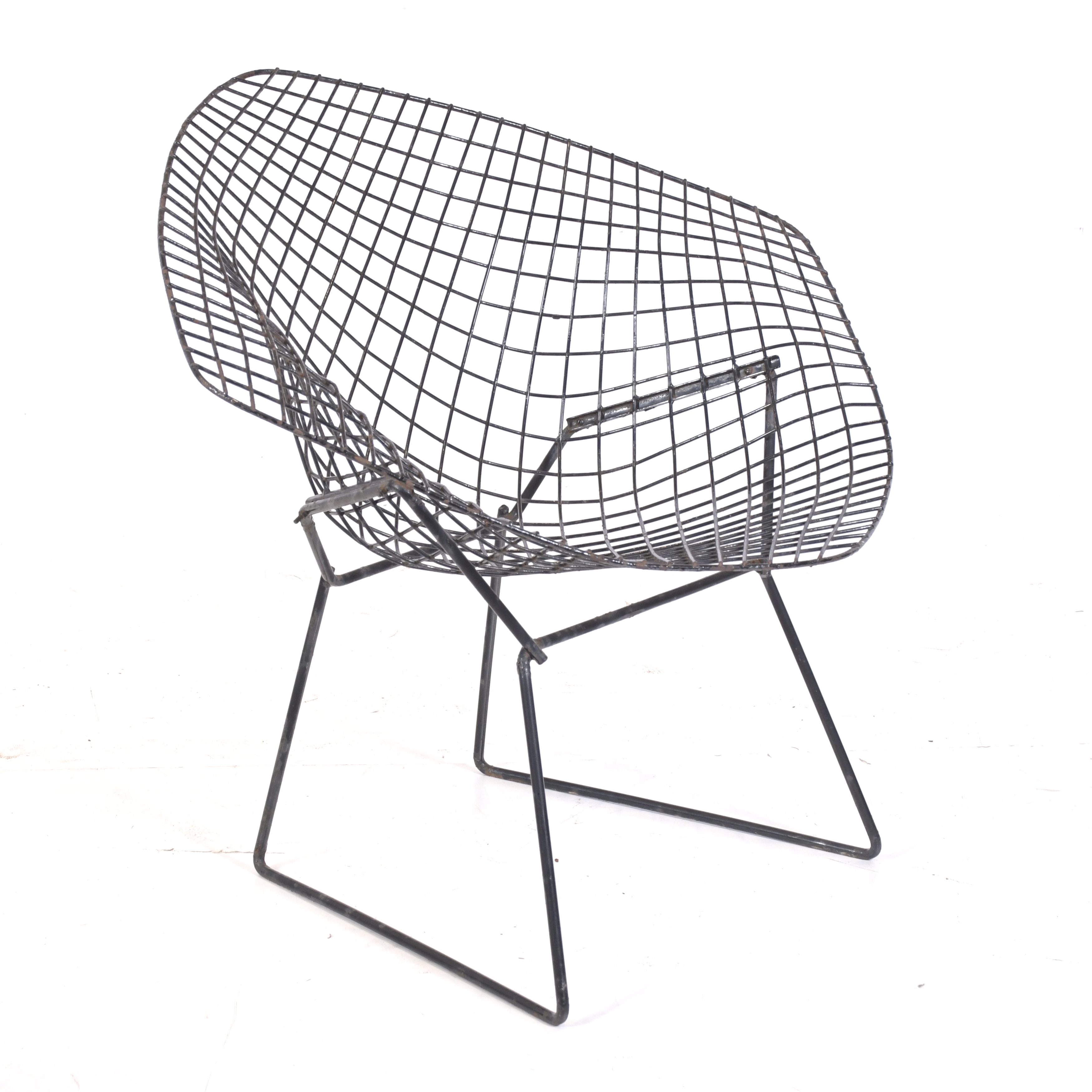 HARRY BERTOIA (1915-1978) PAREJA DE SILLONES MODELO "DIAMON