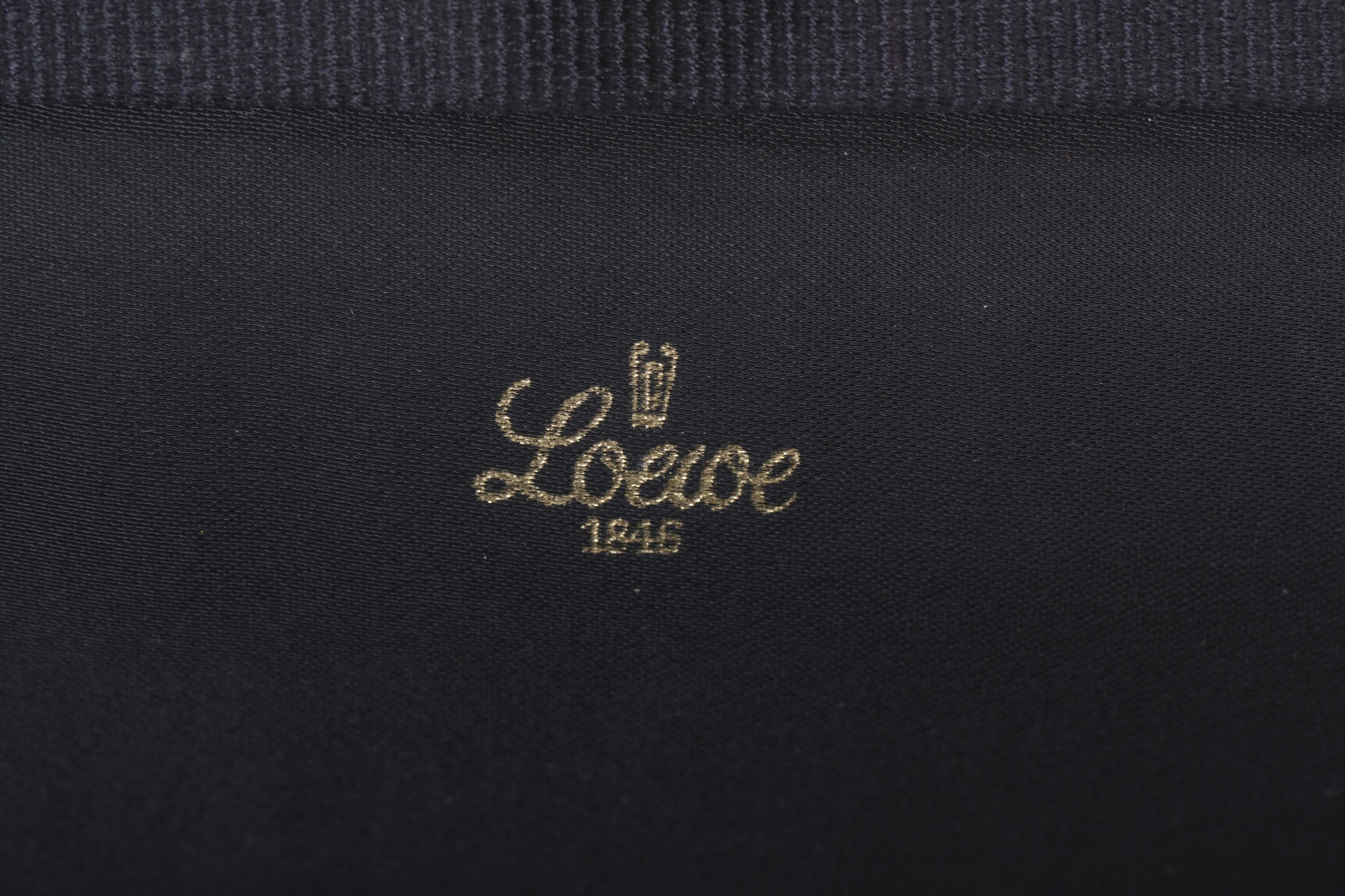 LOEWE.   CARTERA DE MANO. 