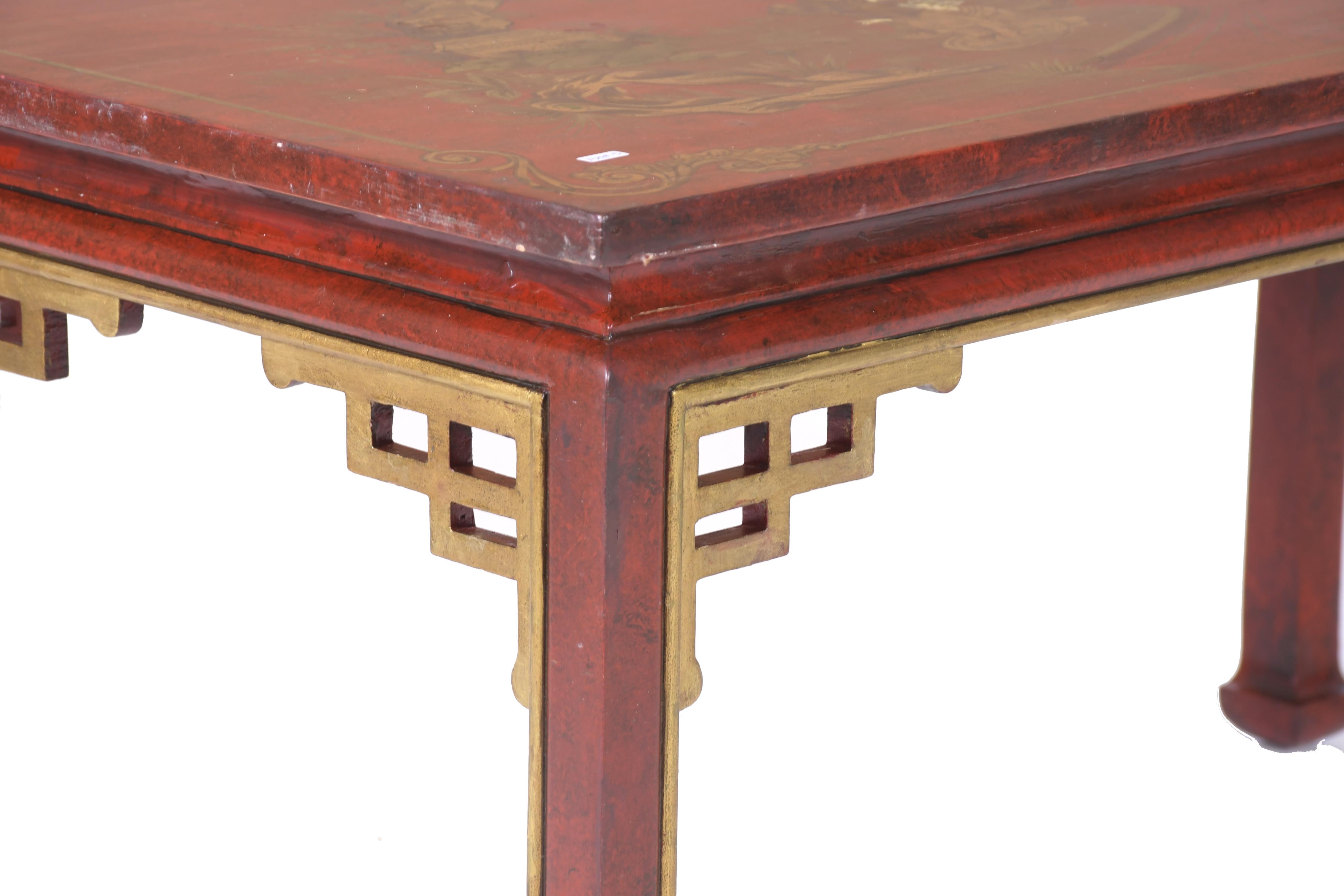 Mesa de centro estilo orientalisra, circa 1960.