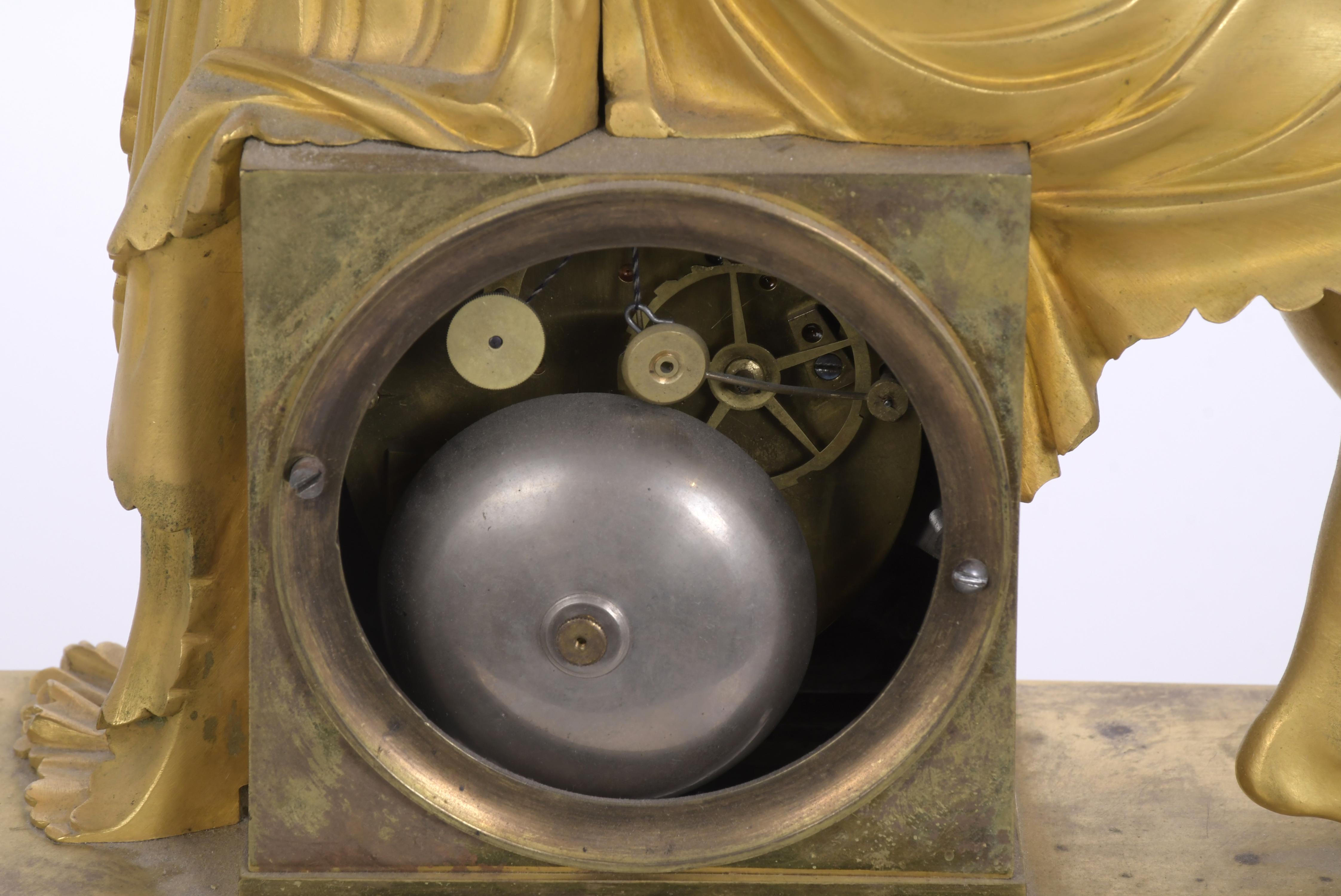 ROBERT ROBIN (1742 - 1799). Reloj de sobremesa Imperio con 