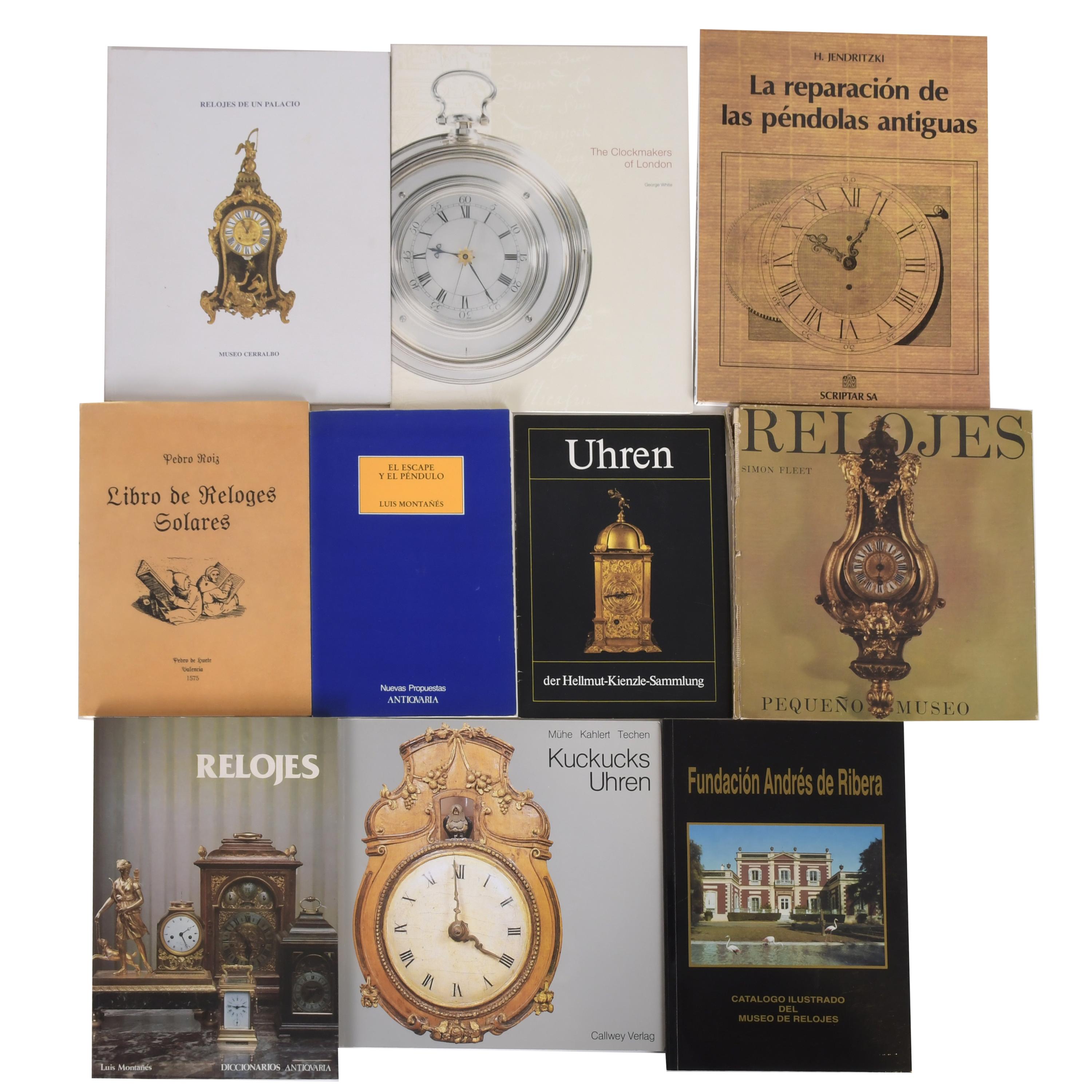 Colección de diecinueve libros sobre relojes. 