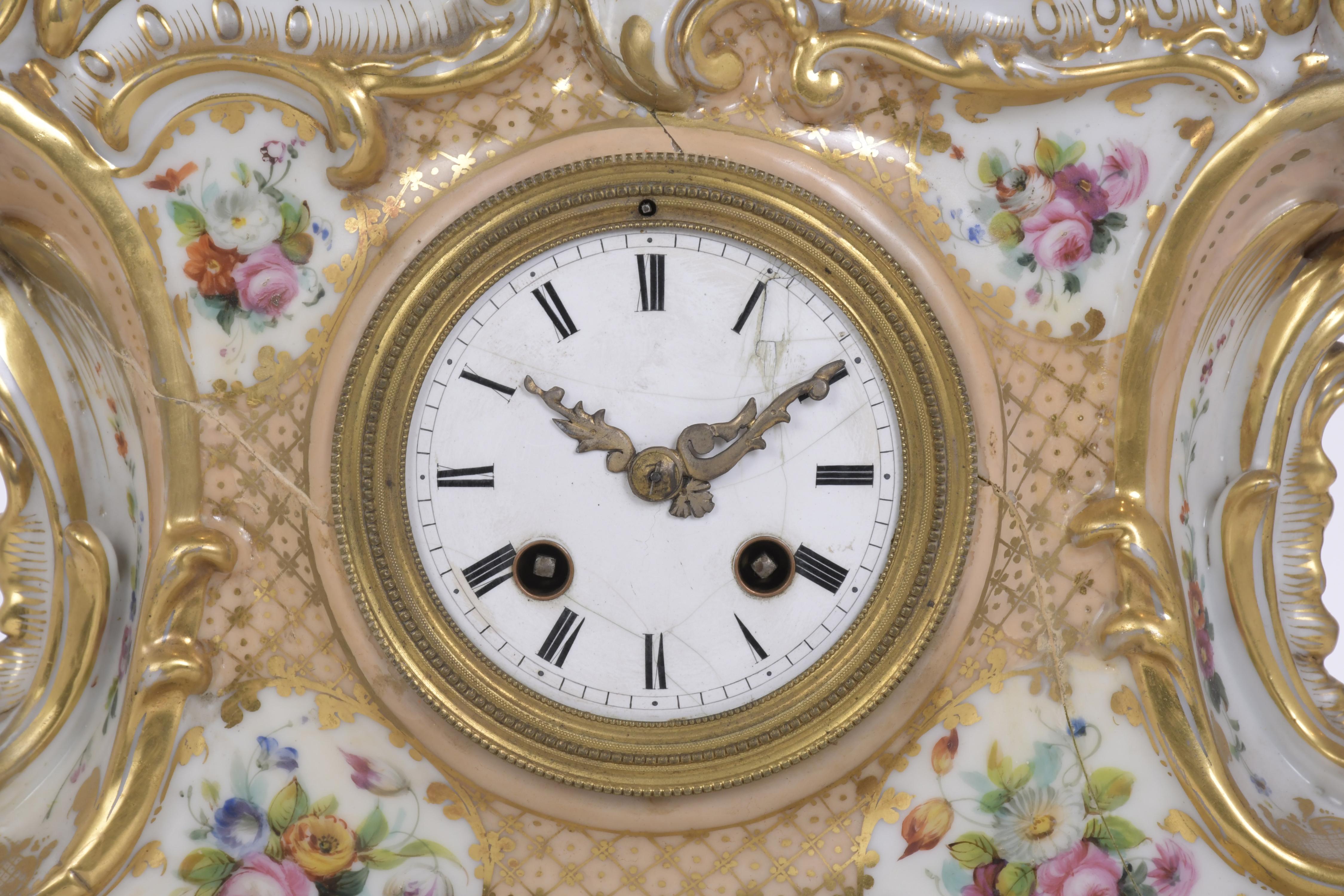 SIGUIENDO MODELOS DE JACOB PETIT (1796-1868). Reloj de sobr
