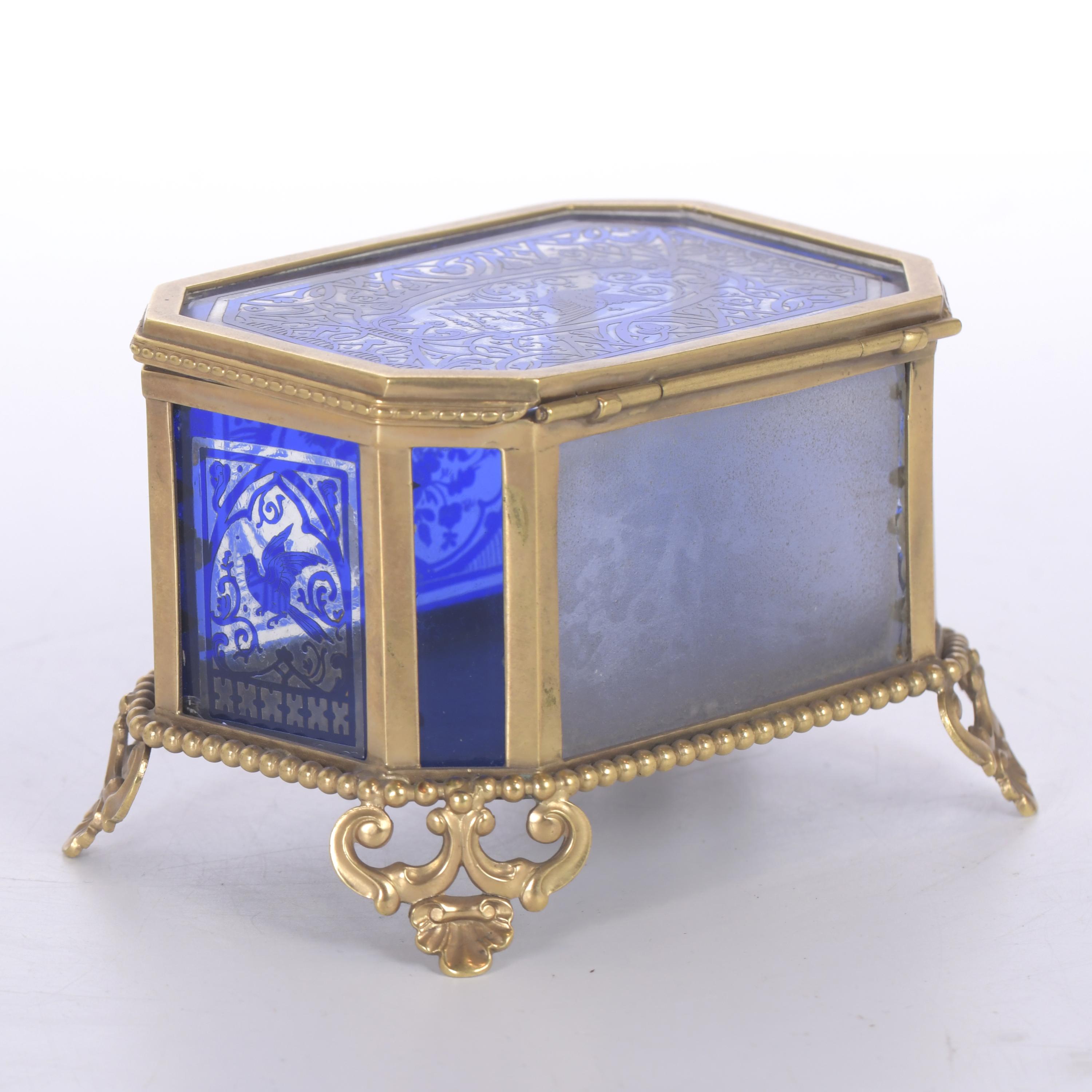 Caja joyero, fin. siglo XIX. 