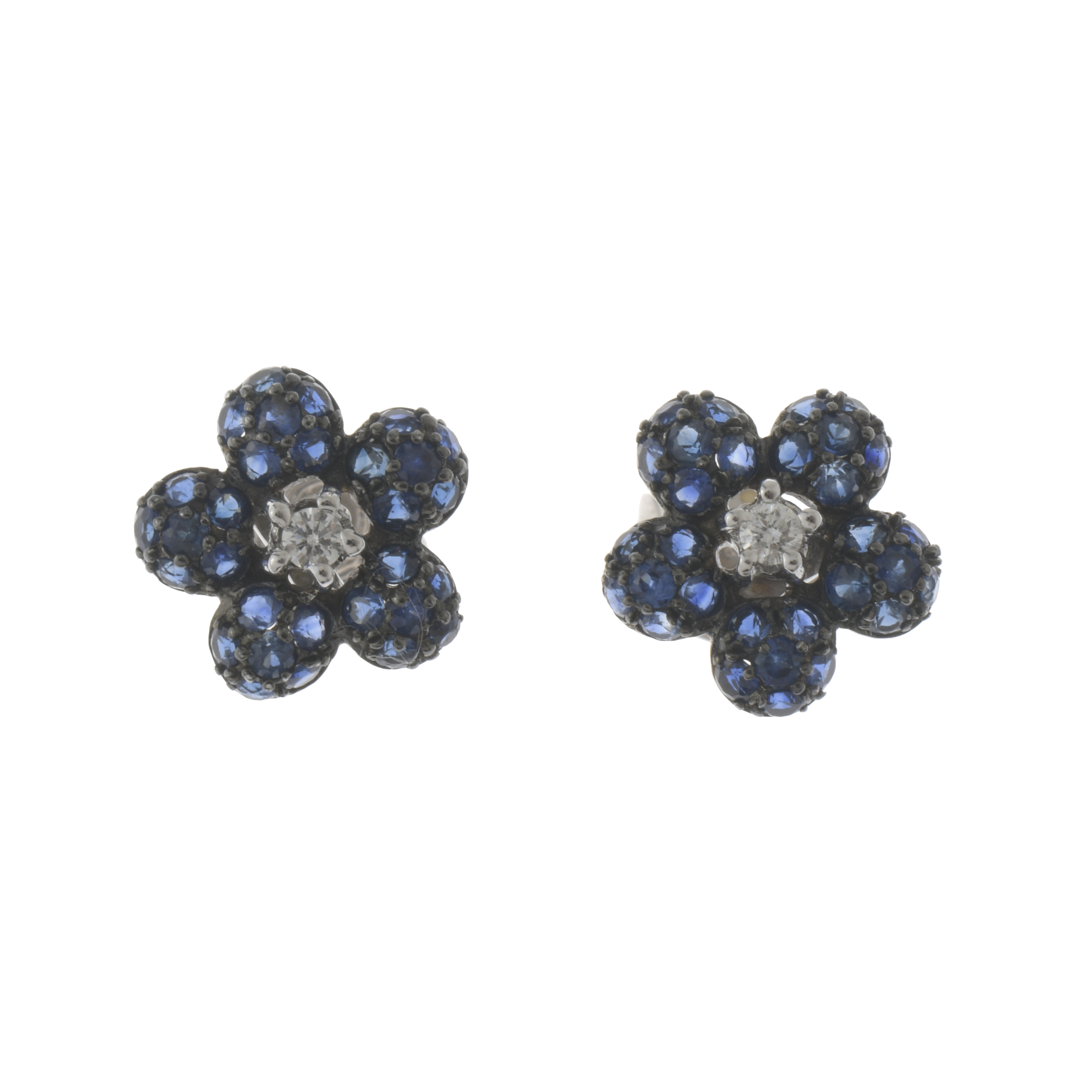 PENDIENTES EN FORMA DE FLOR CON ZAFIROS Y DIAMANTES