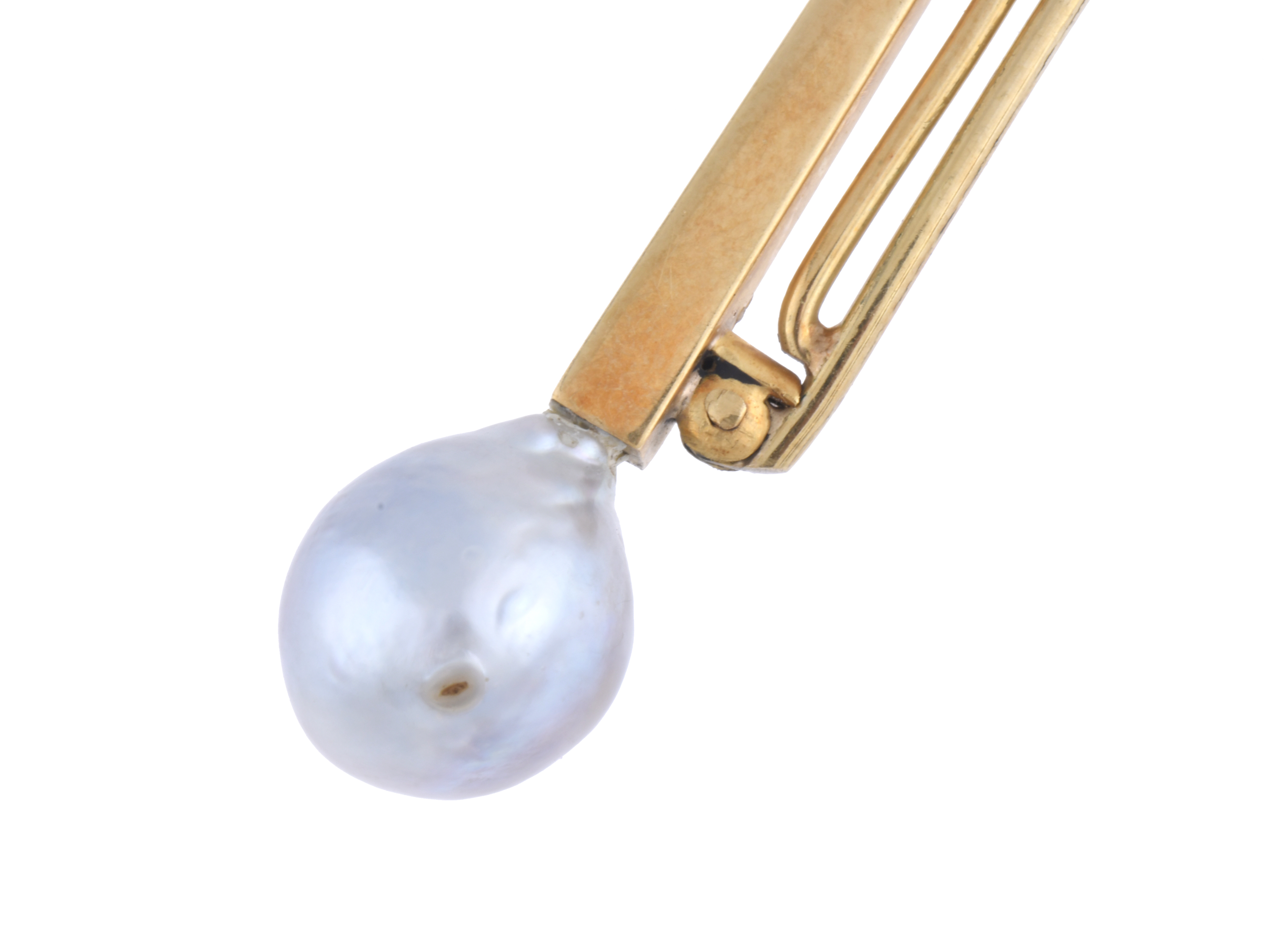 Aguja con perla barroca gris.