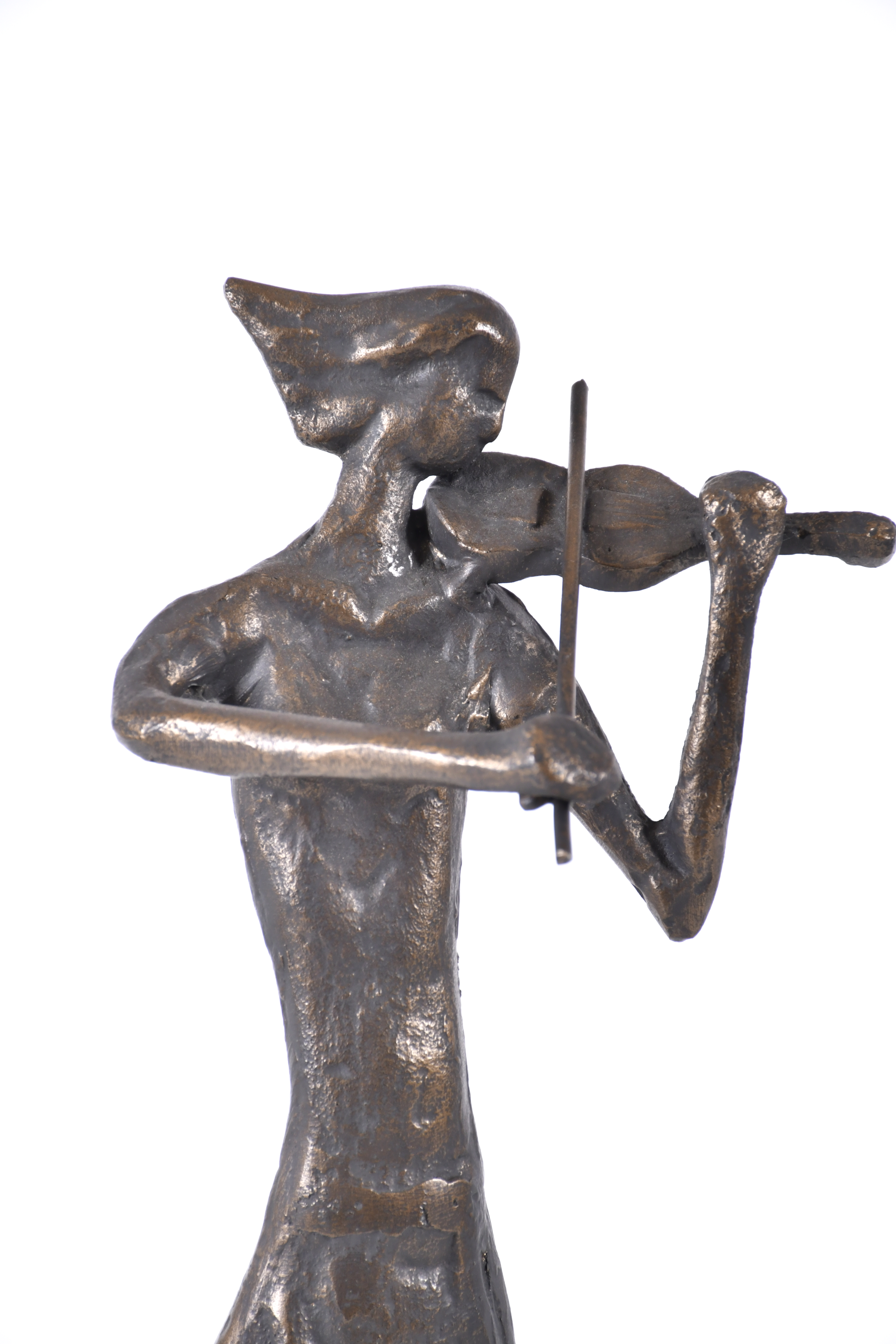 SIGUIENDO MODELOS DE GIACOMETTI.  "Trío de músicos".