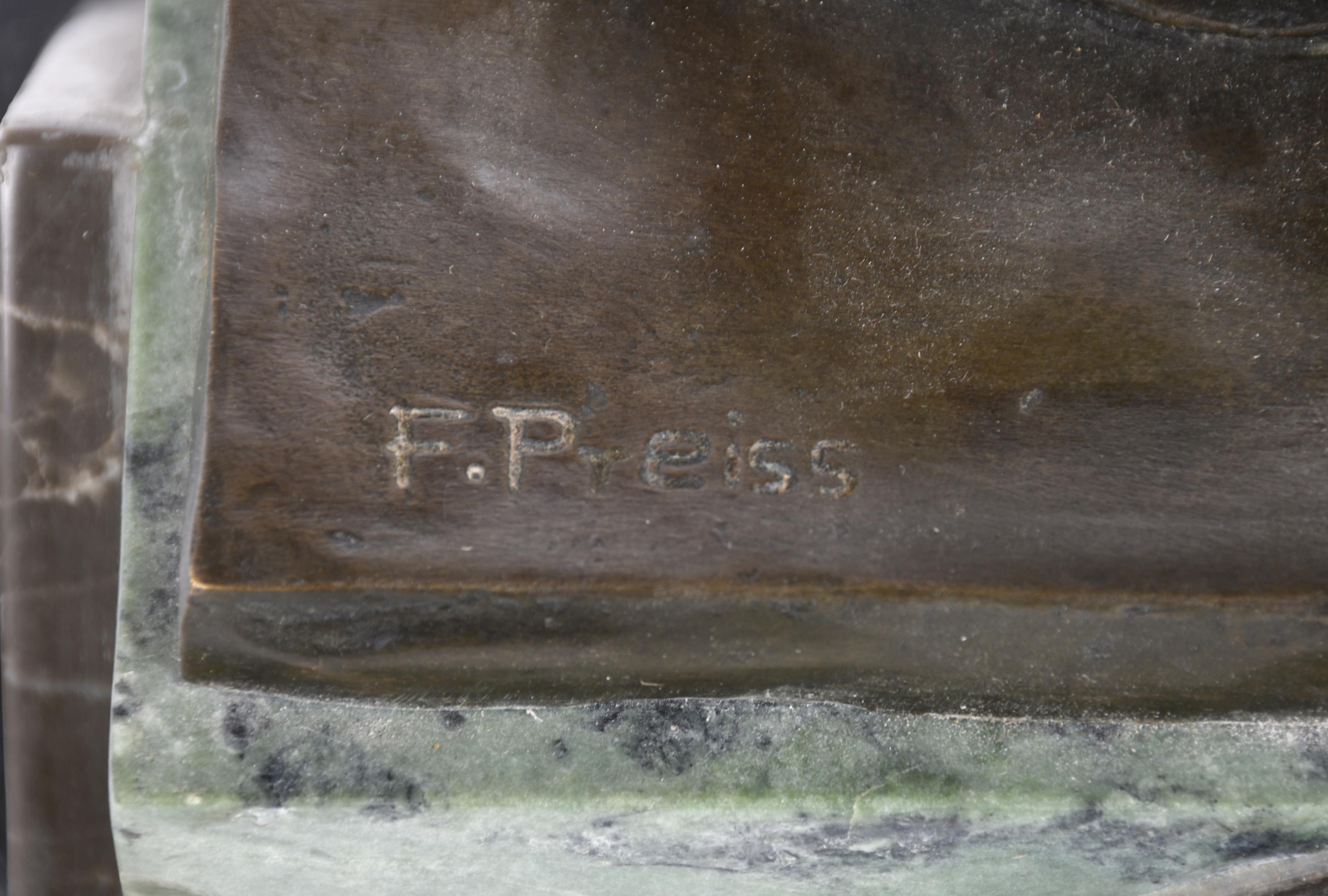 SIGUIENDO MODELOS DE FERNANDINE PREISS (1882 - 1943). "Bail