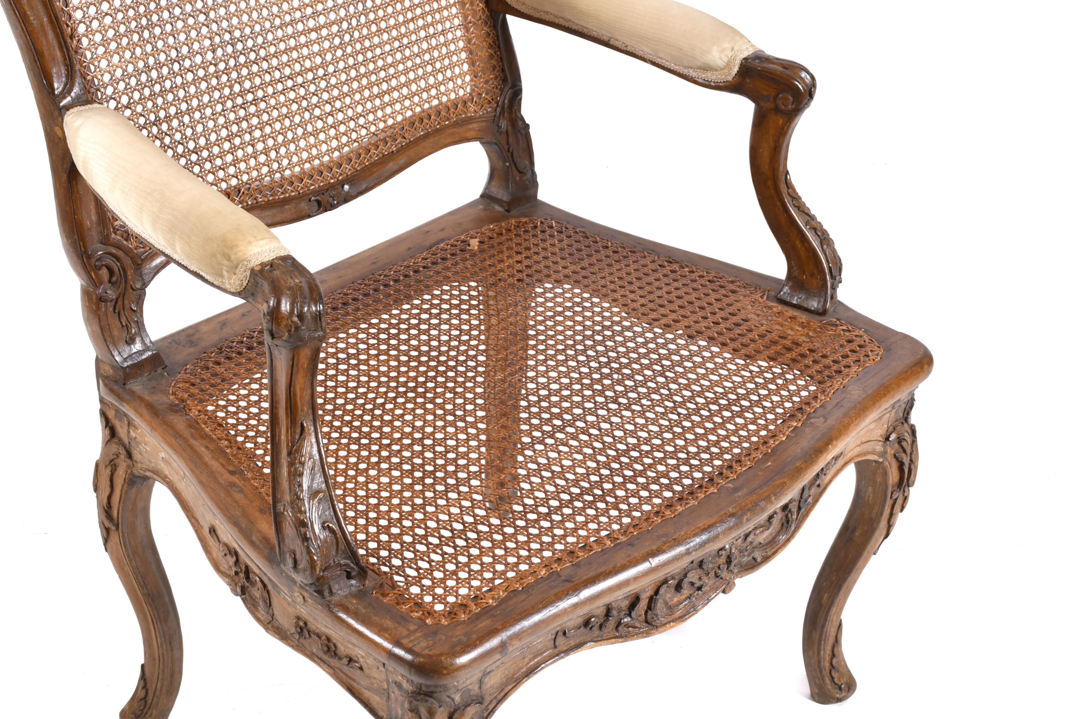 Sillón provenzal francés, circa 1750. 