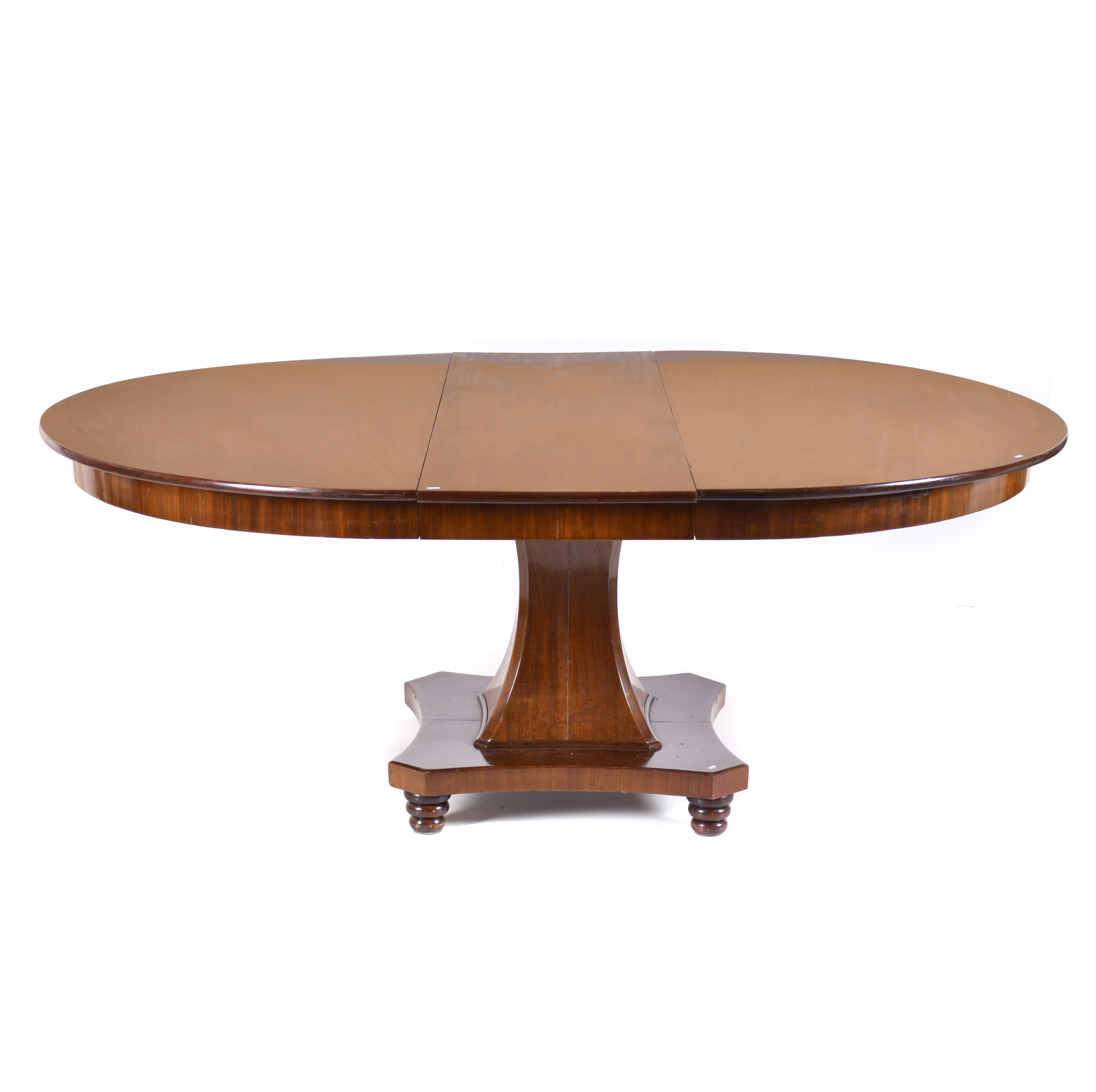 Mesa de comedor William IV, siglo XIX. 