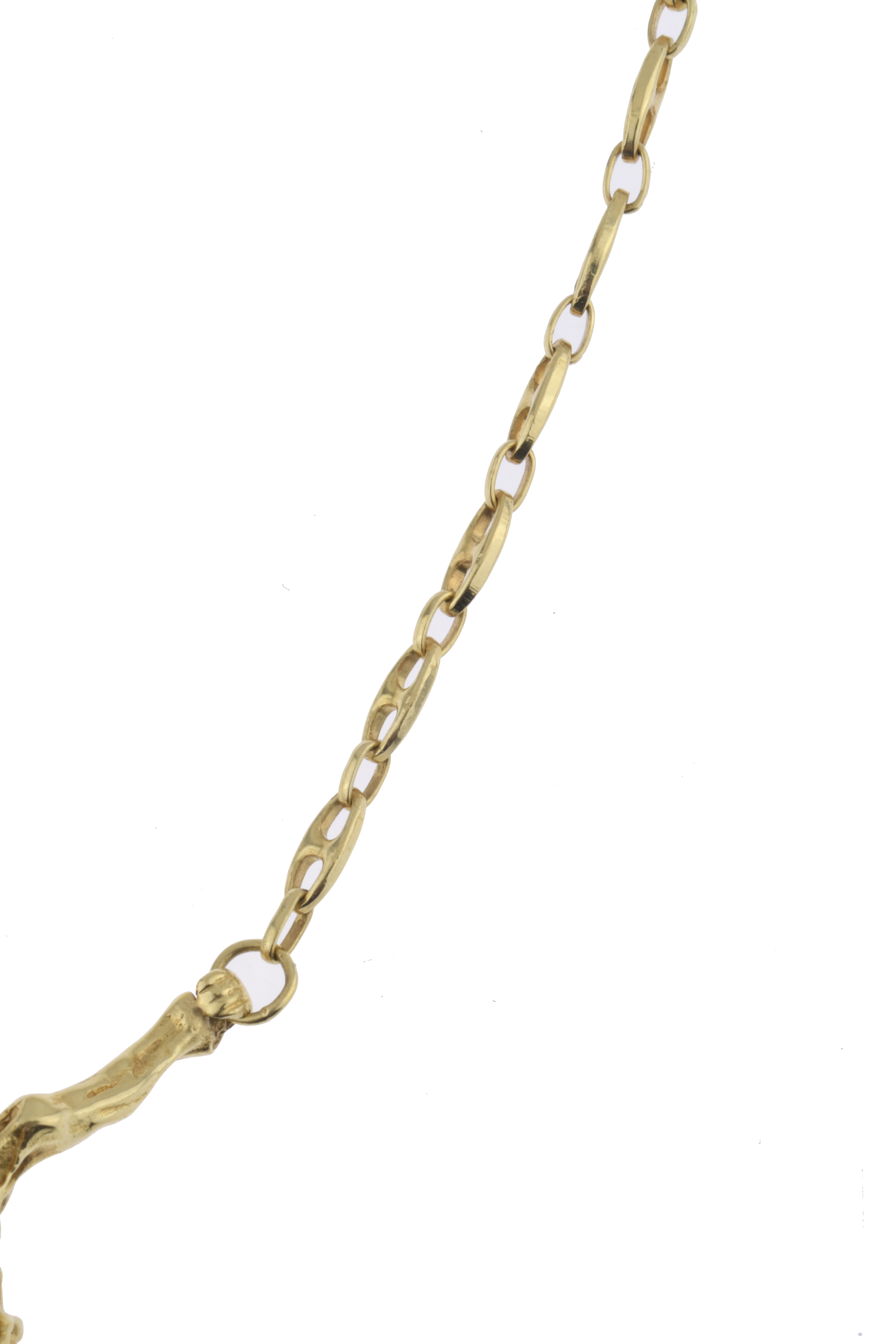 Colgante en forma de Cristo y cadena de eslabones.
