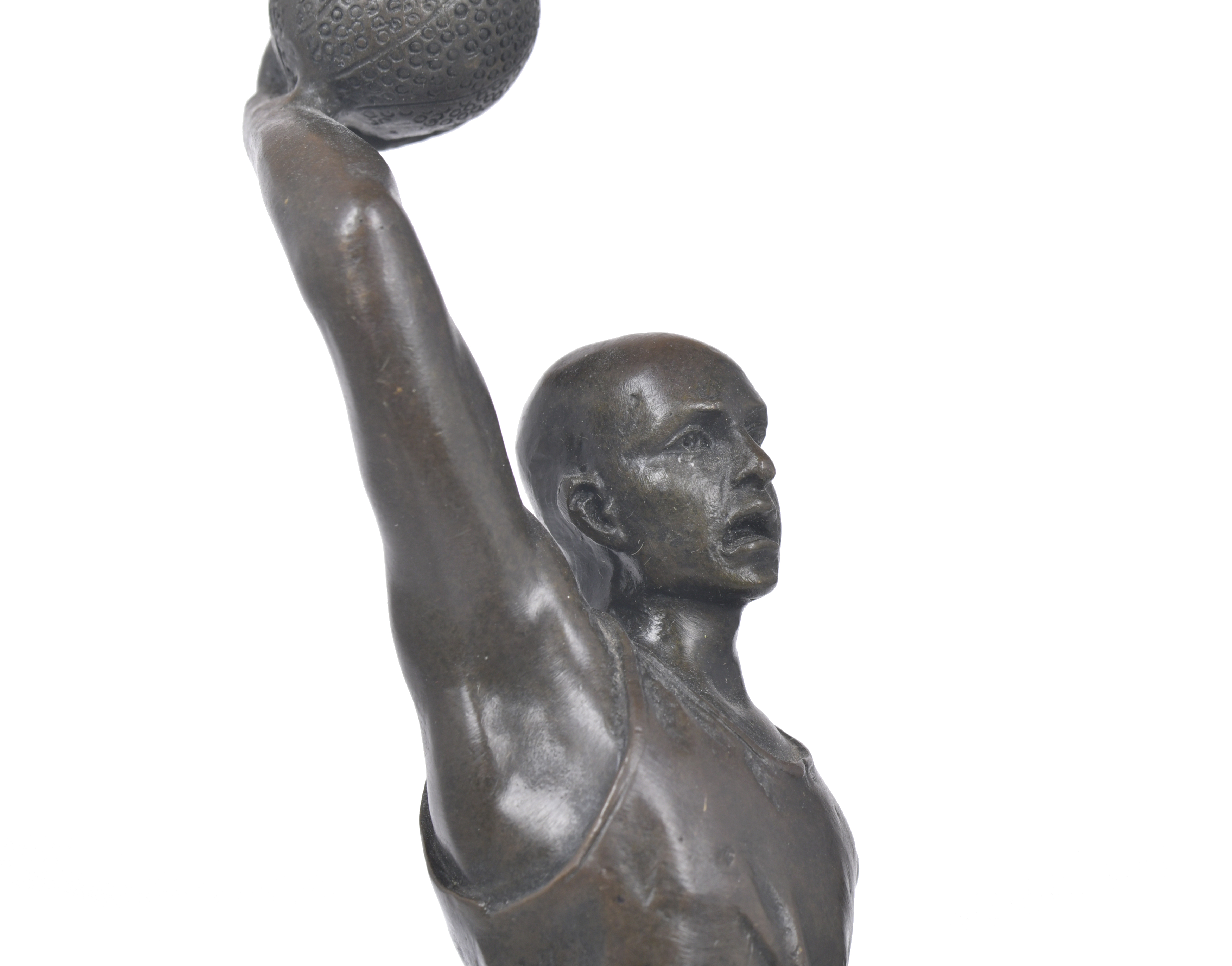 MIGUEL FERNÁNDEZ LÓPEZ, "MILO" (1955). "Jugador de básquet".