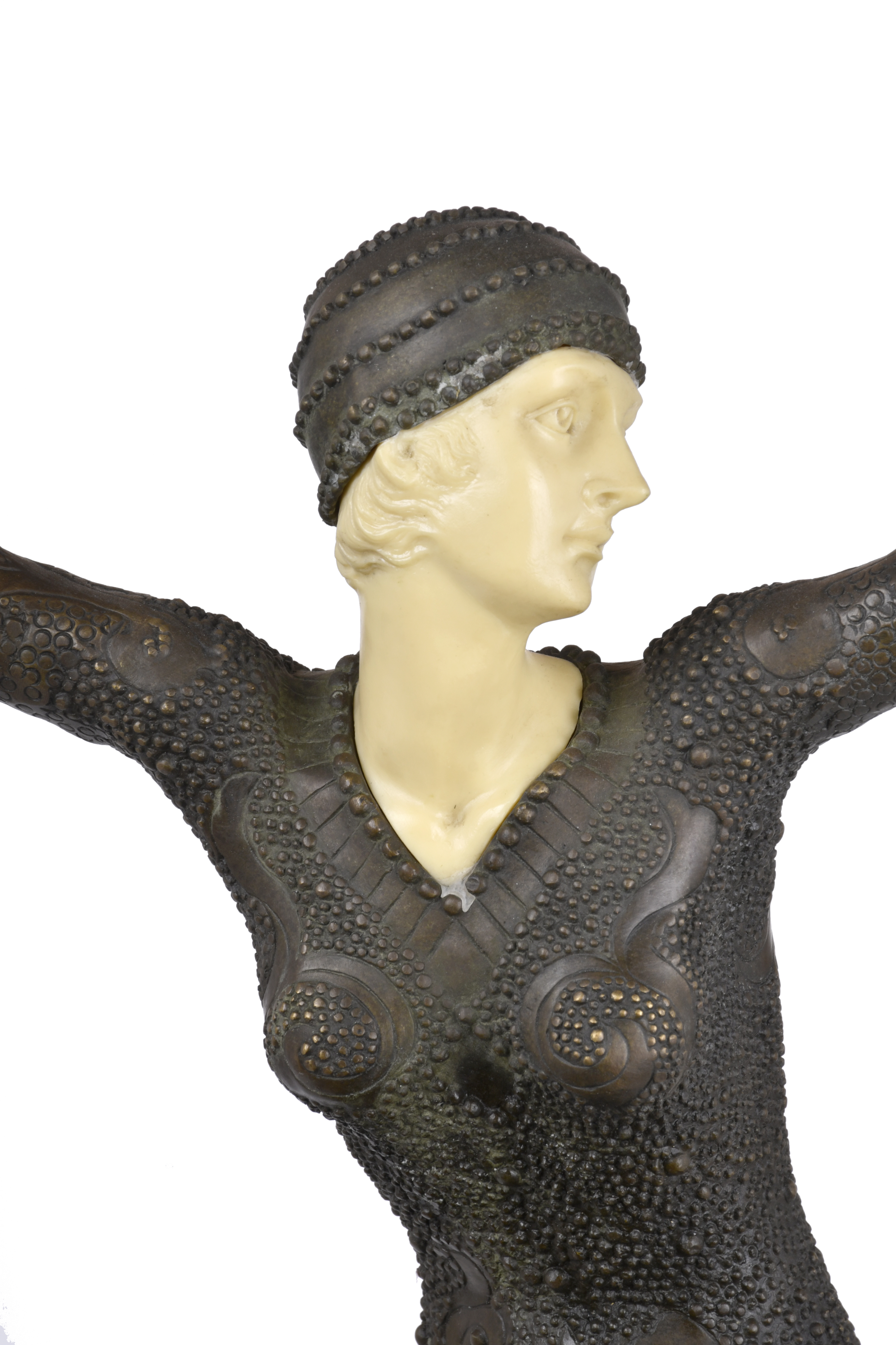 SIGUIENDO MODELOS DE DEMÉTRE CHIPARUS (1886-1947).  "Bailar
