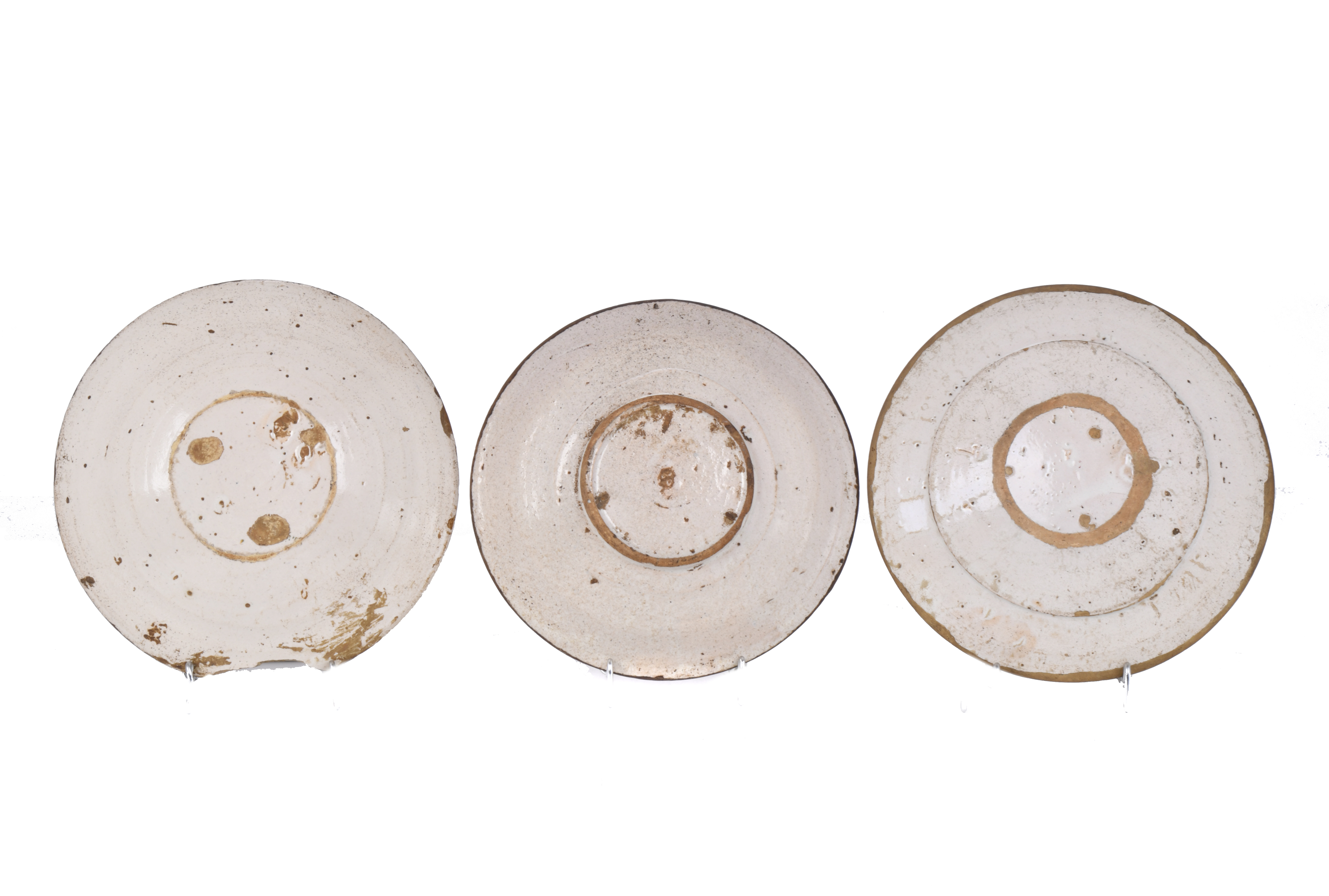 Conjunto de tres platos catalanes, siglo XIX.