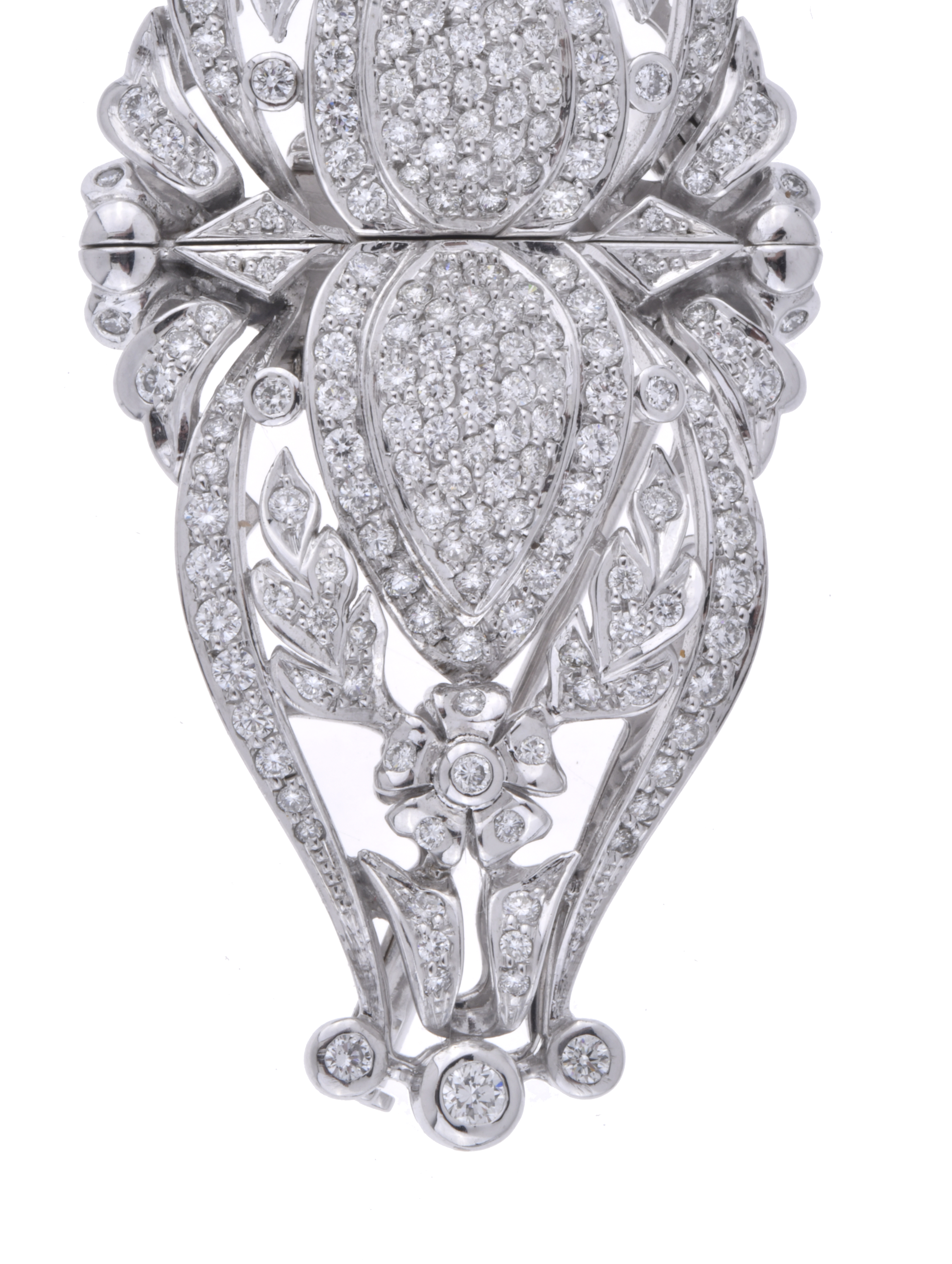 Broche doble transformable, con motivos florales y diamante