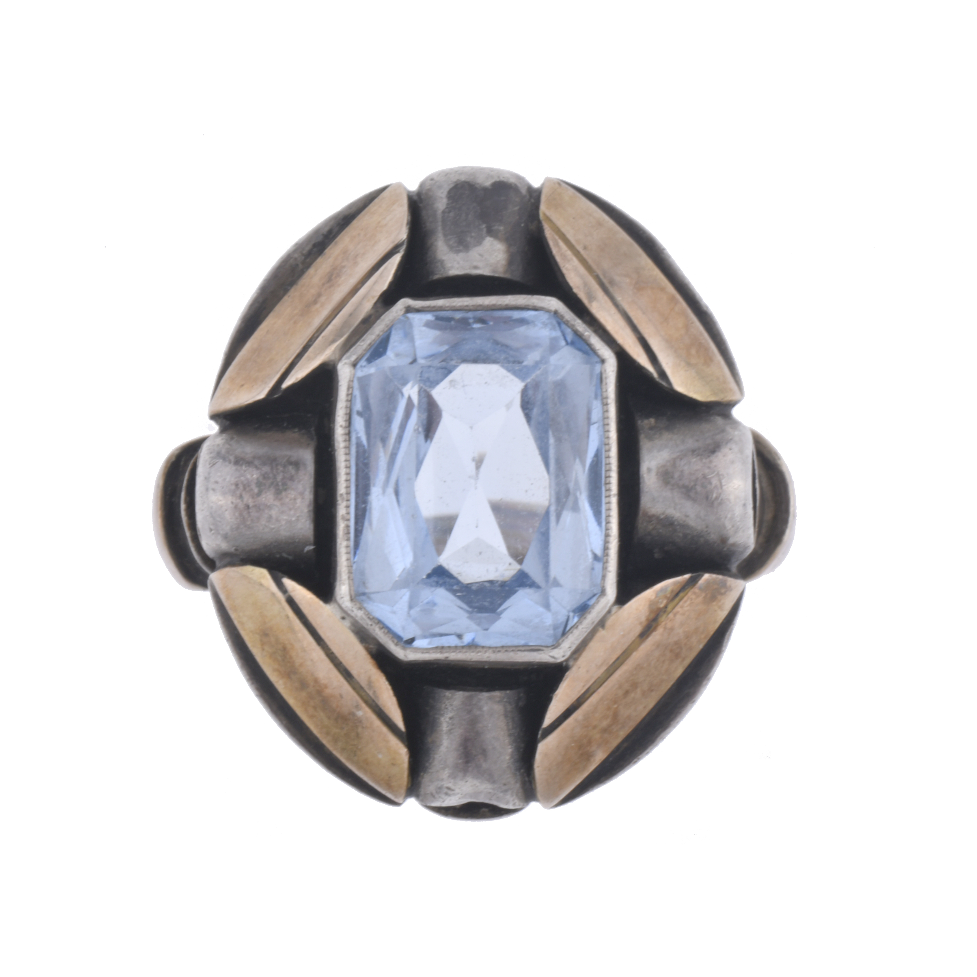 Anillo Art Déco con aguamarina.
