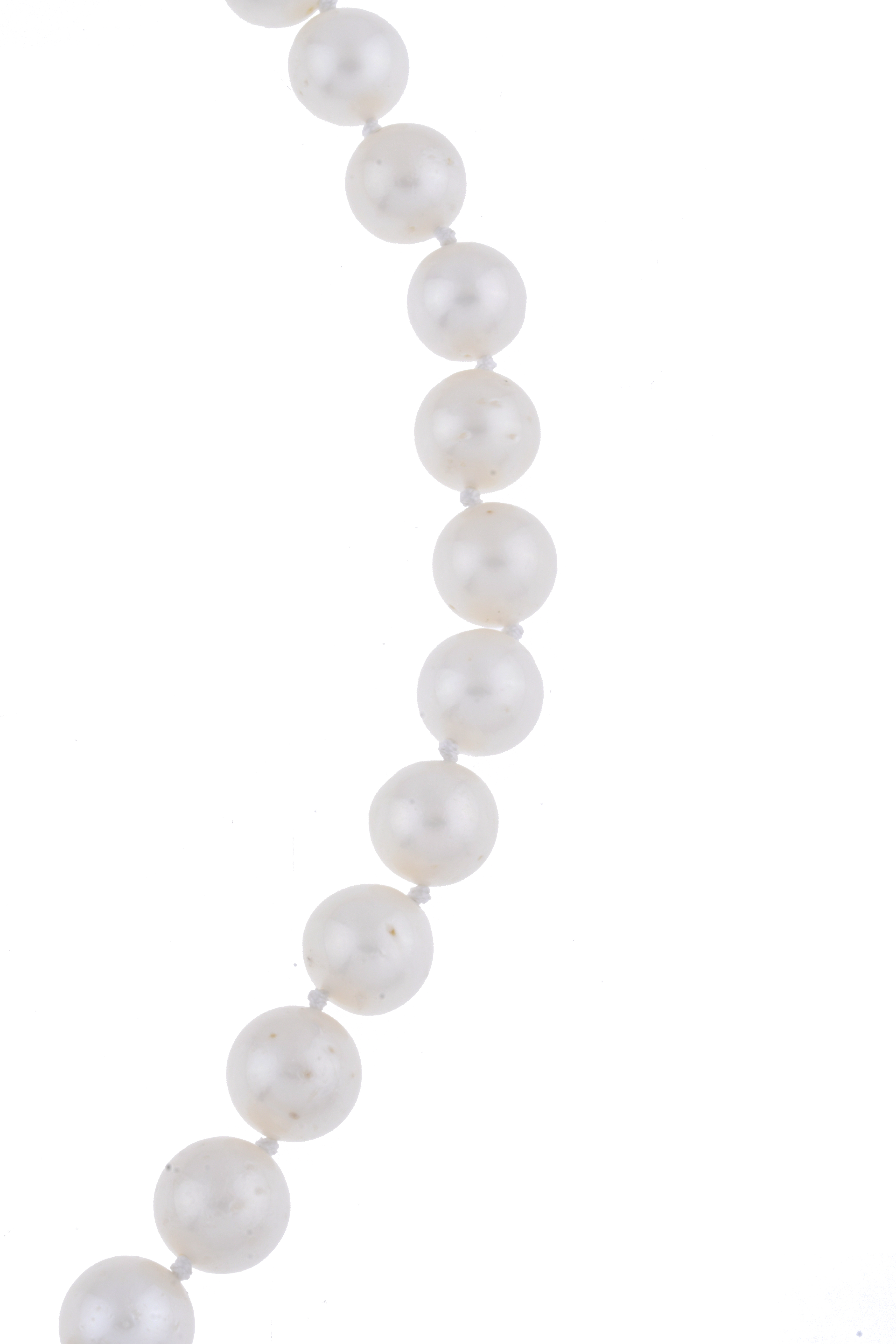 Collar de perlas australianas.
