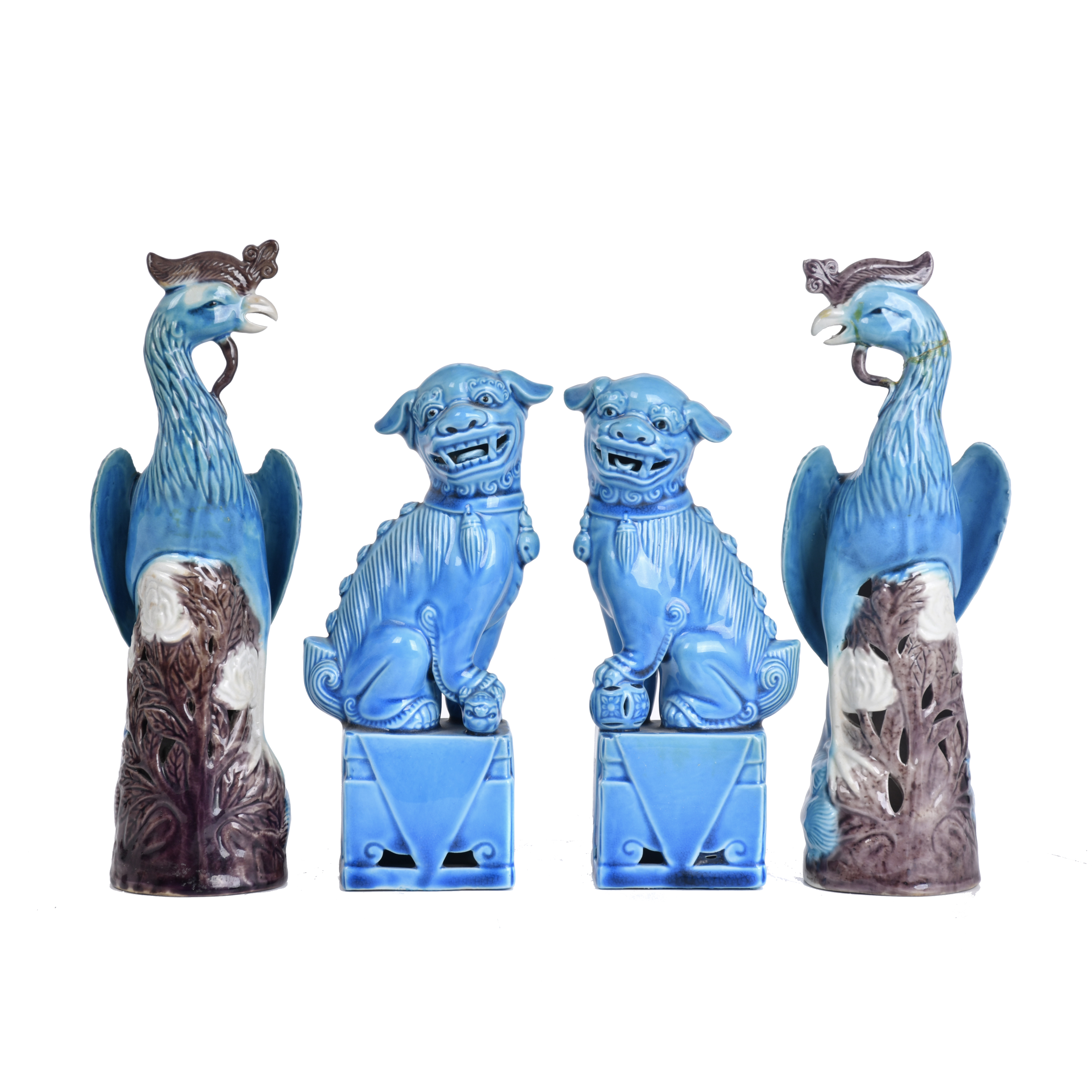 ESCUELA CHINA, SIGLO XX.  Pareja de pavos reales y Perros F