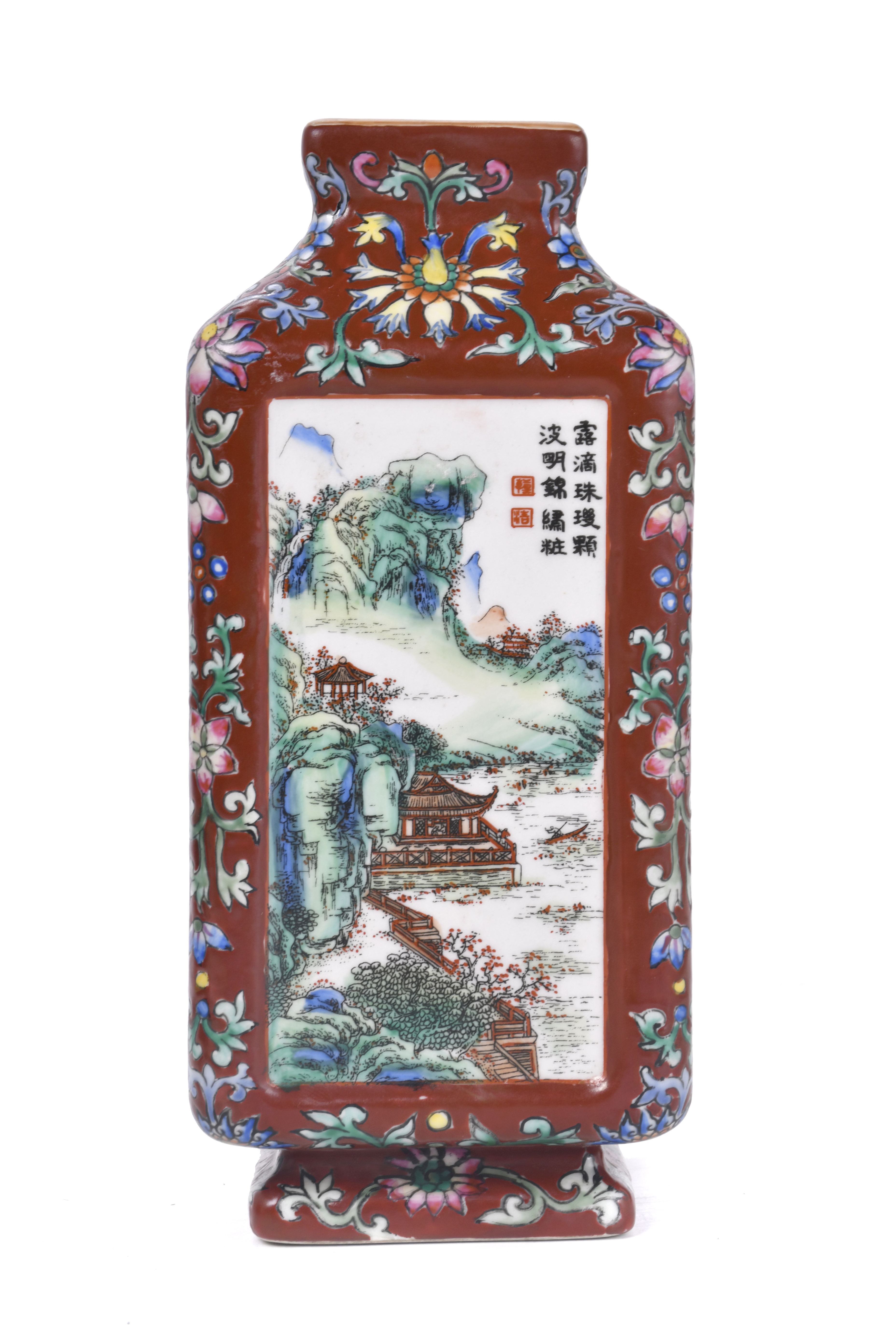 ESCUELA CHINA, SIGLO XX. Jarrón cuadrangular.