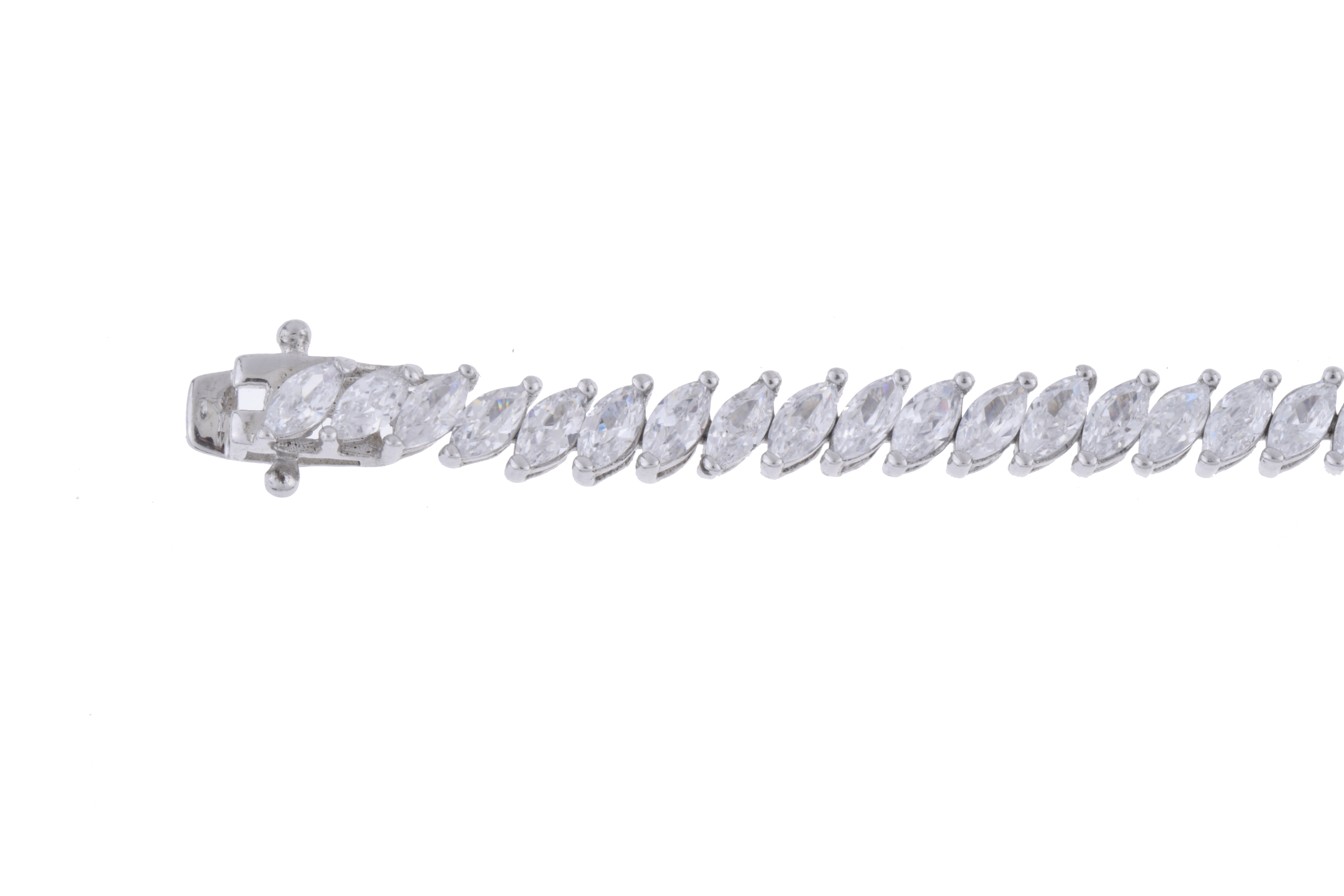 Pulsera rivière con circonitas.