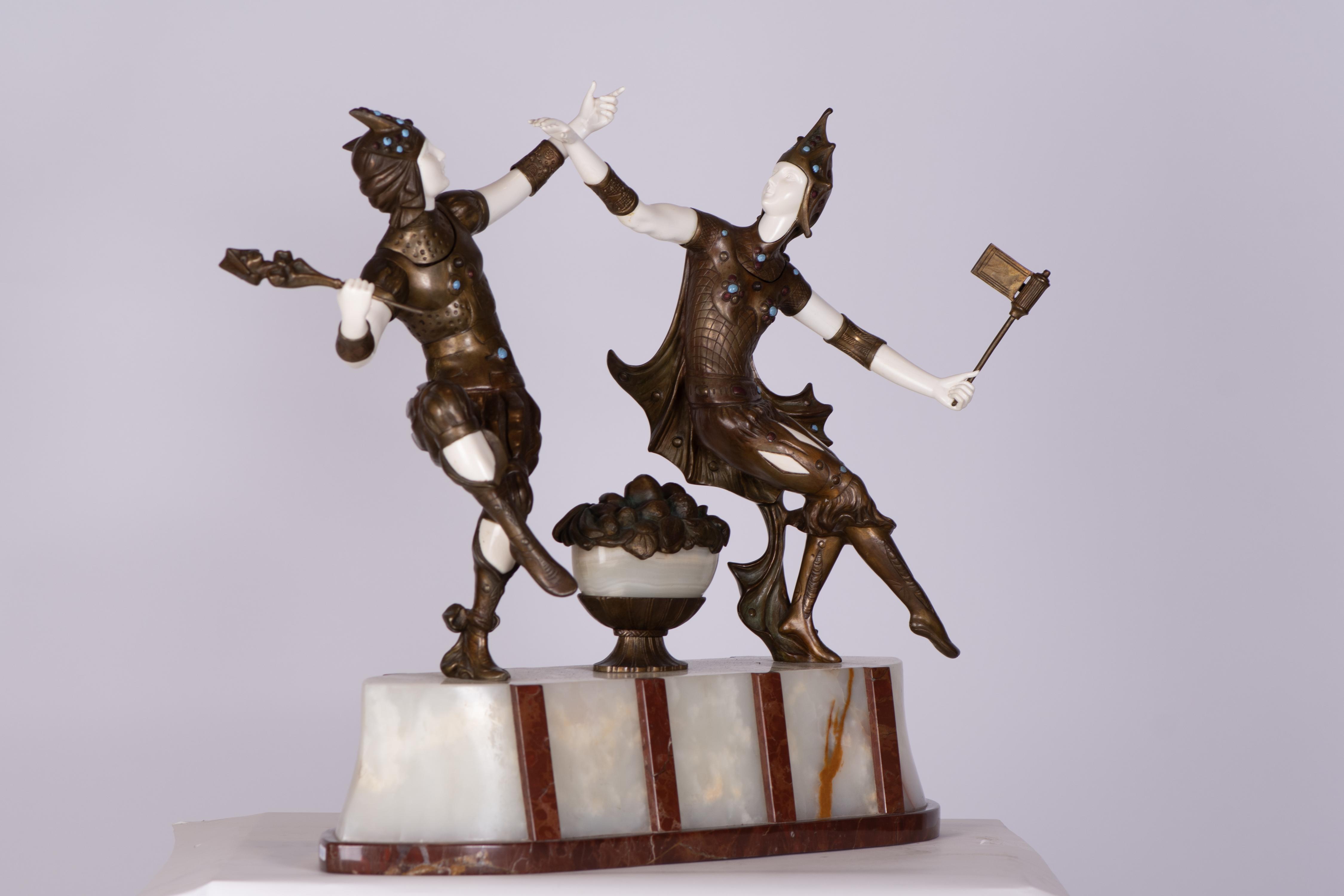 SIGUIENDO MODELOS DE CHARLES RAPHAËL PEYRE (1872 - 1949). "