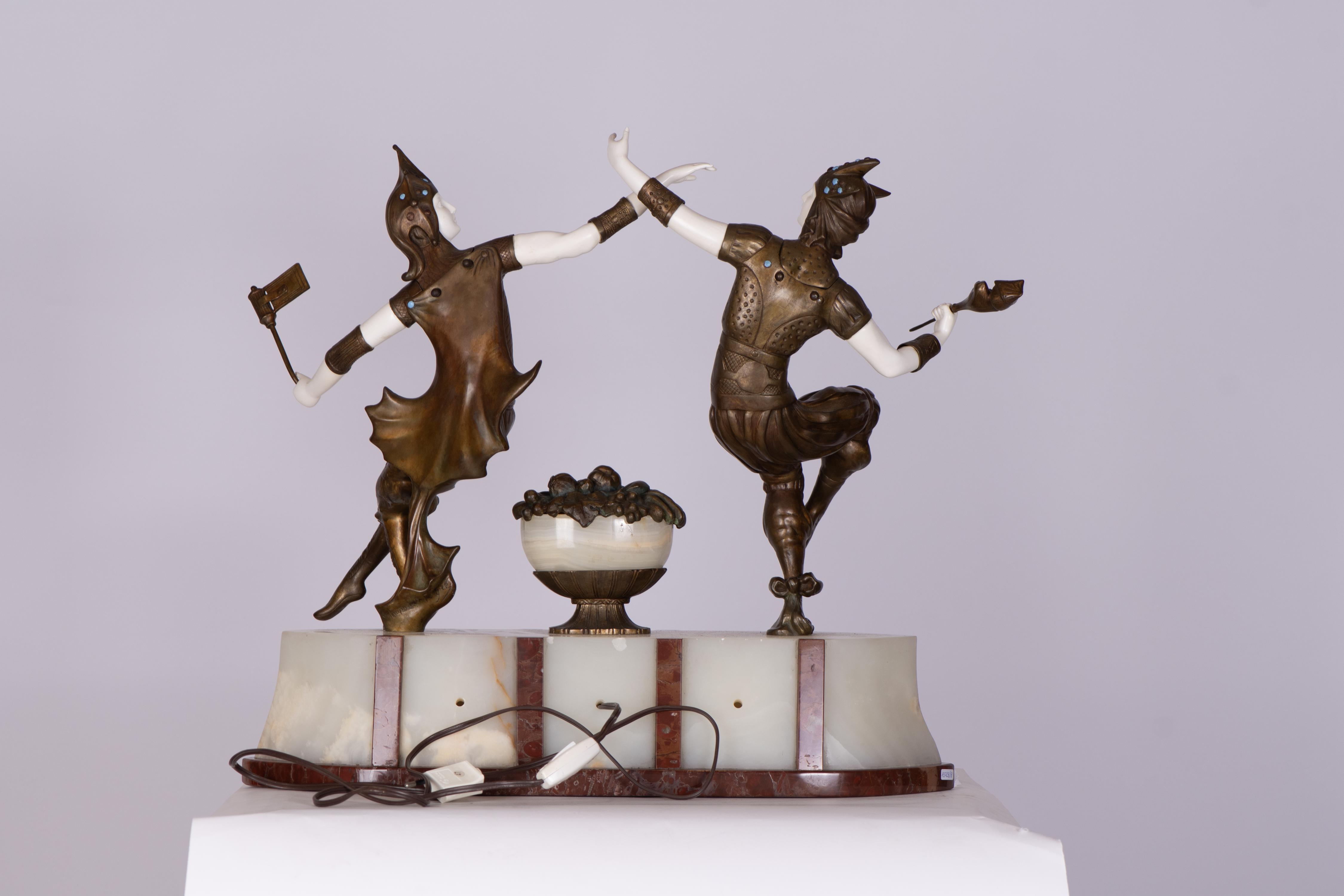 SIGUIENDO MODELOS DE CHARLES RAPHAËL PEYRE (1872 - 1949). "