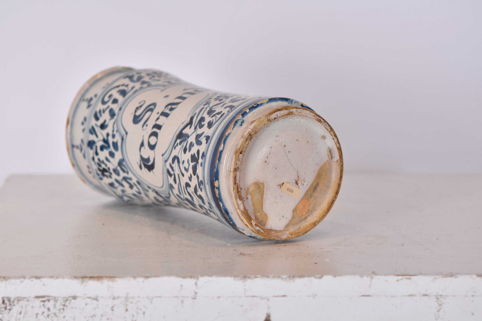 Albarelo de farmacia catalan, siglo XVIII.