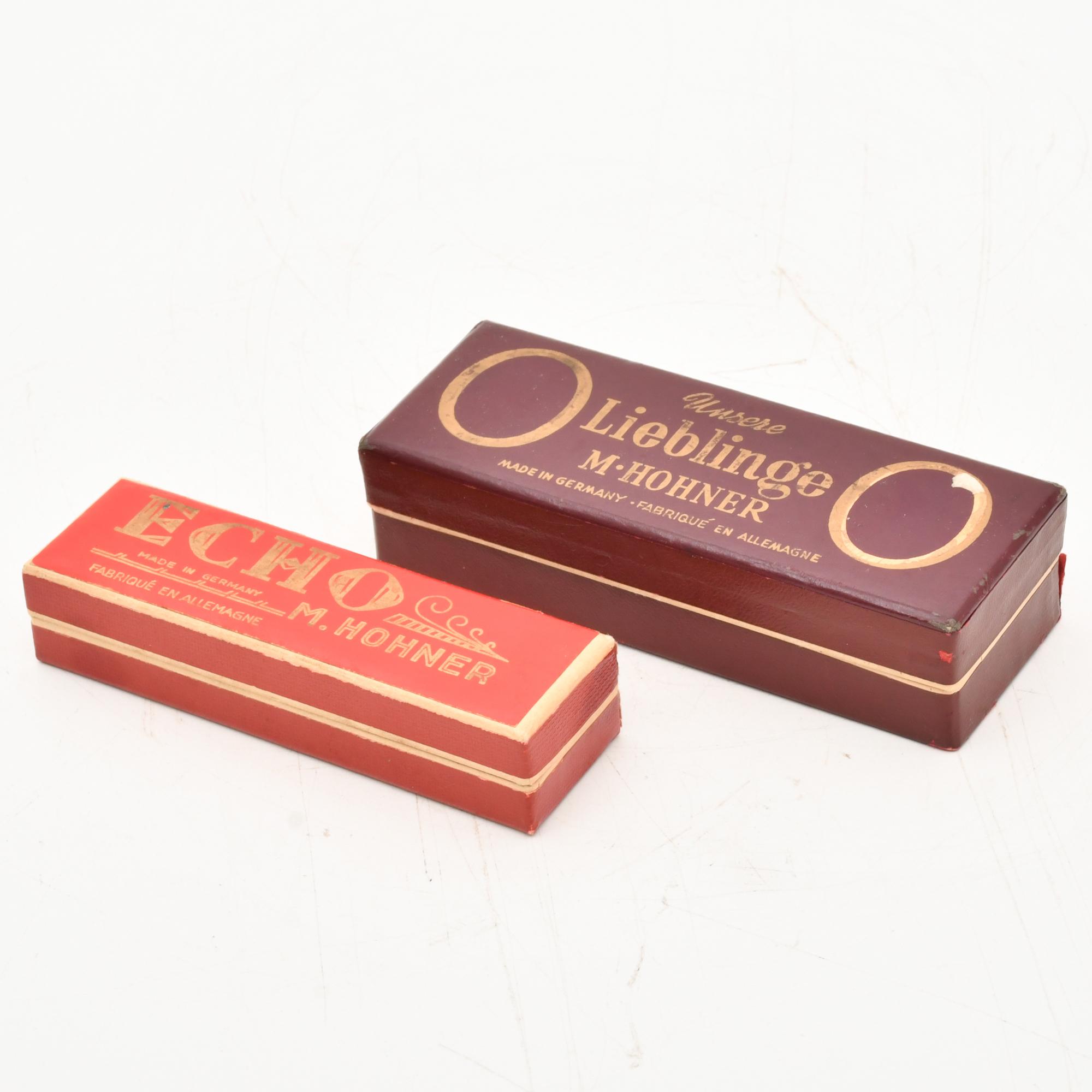 Pareja de harmónicas HOHNER.