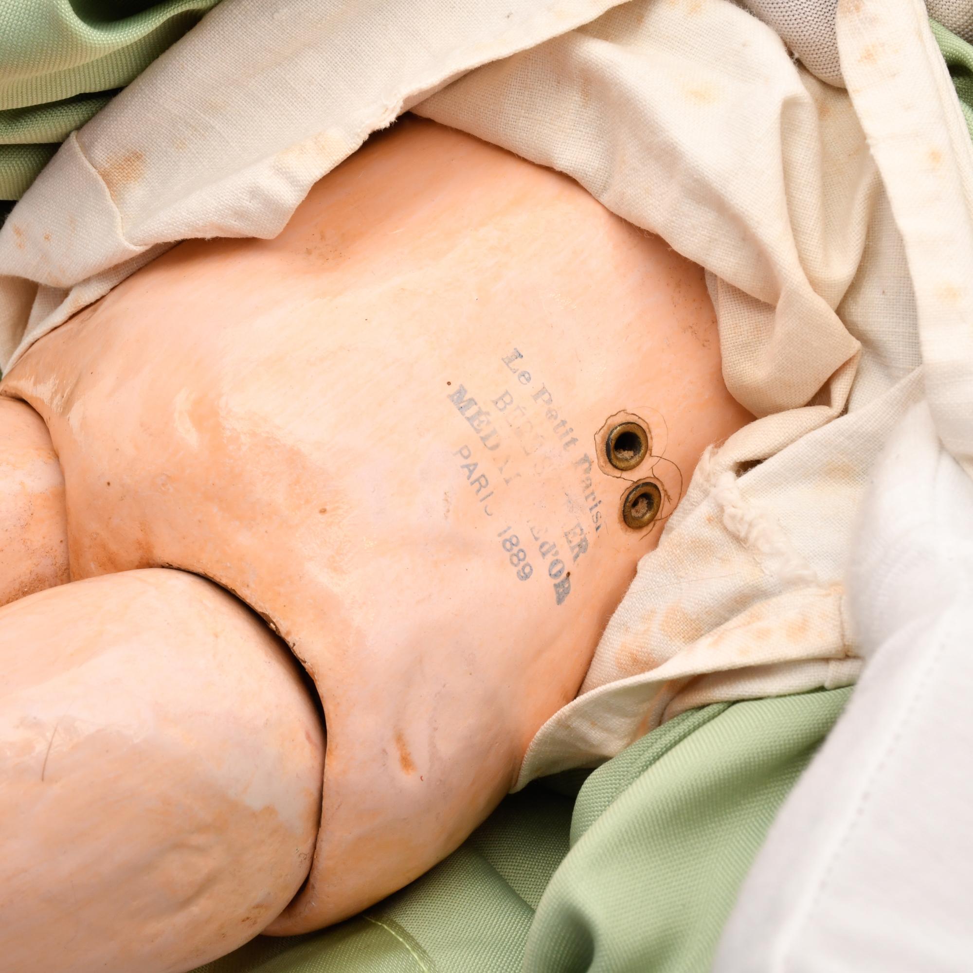 JULES NICOLAS STEINER (1832 - 1902). Muñeca de porcelana mo