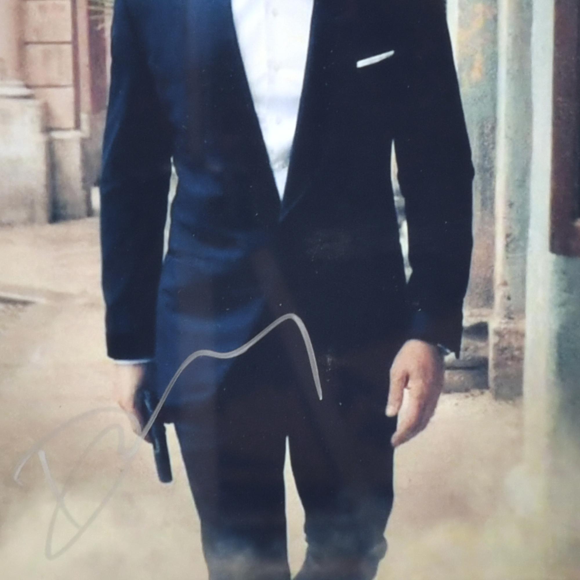 Nicola Dove (New Zealand) James Bond: Sin tiempo para morir