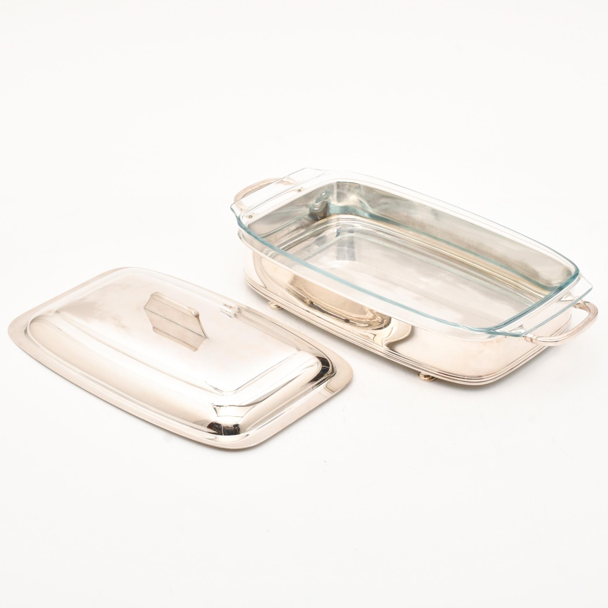 Miscelánia de objetos de sobremesa.