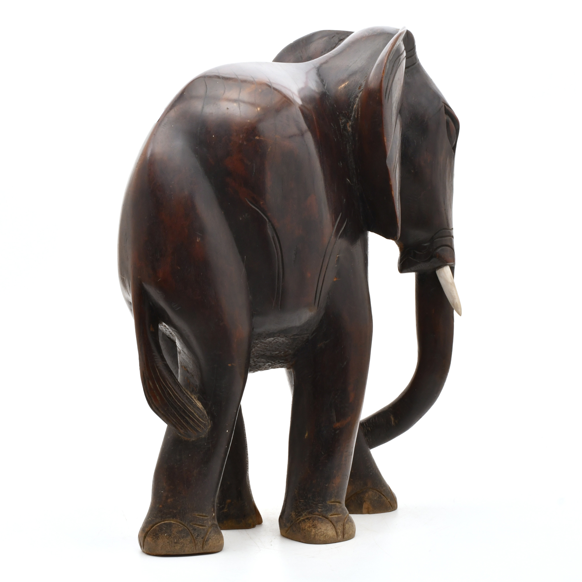 ESCUELA AFRICANA, SIGLO XX.   Elefante.