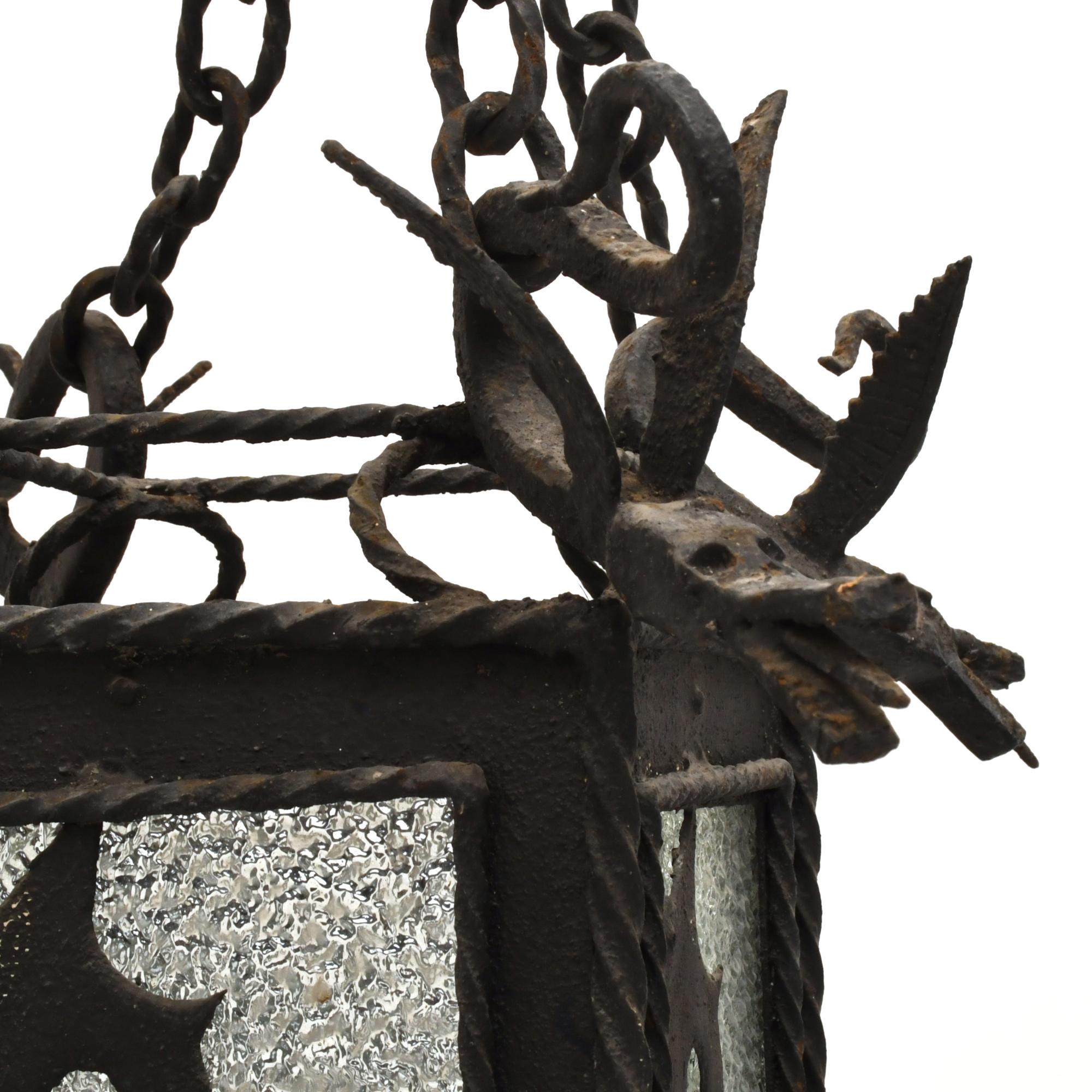 ESCUELA CATALANA, SIGLO XX.  Lámpara de techo modernista.