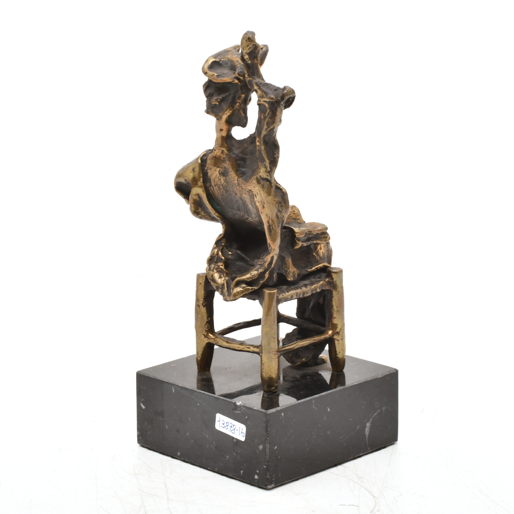 SIGUIENDO MODELOS DE DALÍ. "Don Quijote sentado".