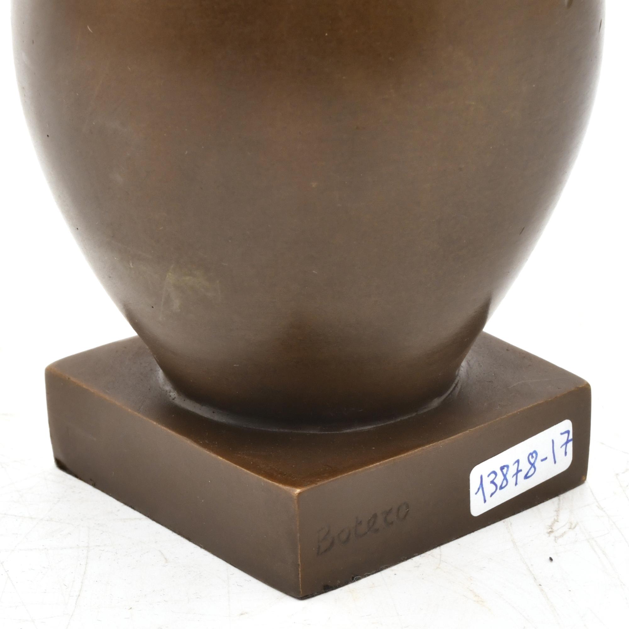 SIGUIENDO MODELOS DE FERNANDO BOTERO. Gato.