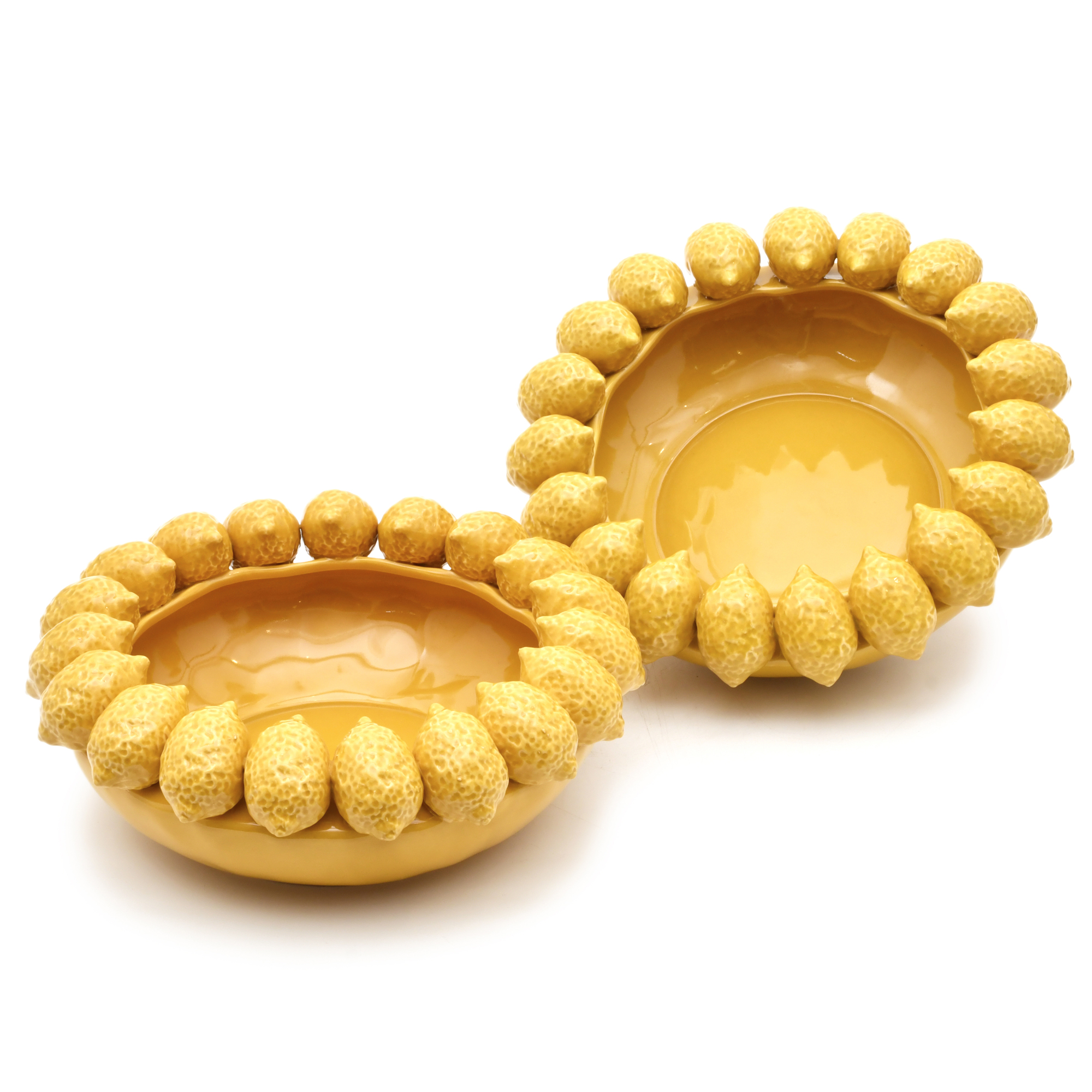 SIGUIENDO MODELOS DE BORDALLO PINHEIRO. Pareja de centros d