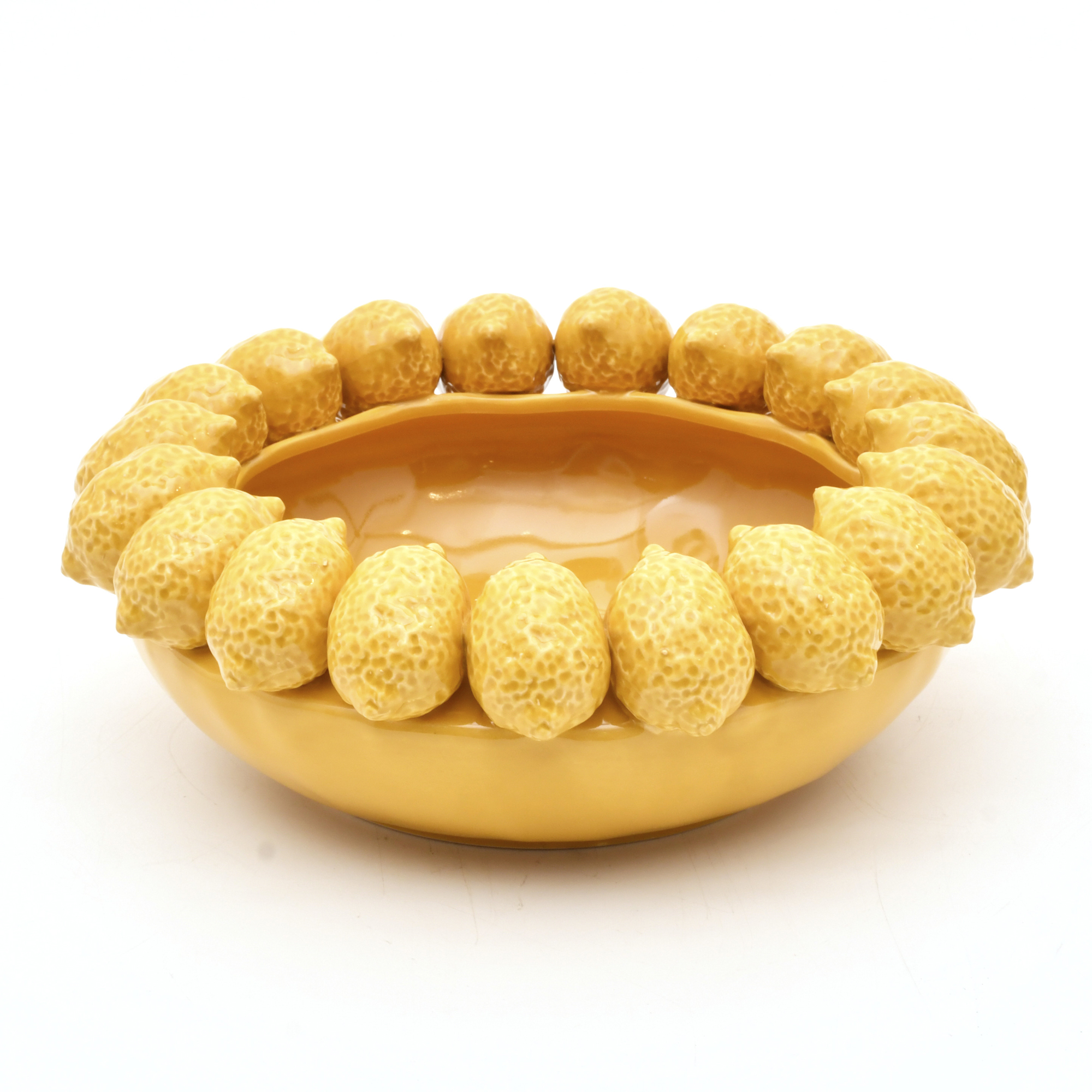 SIGUIENDO MODELOS DE BORDALLO PINHEIRO. Pareja de centros d