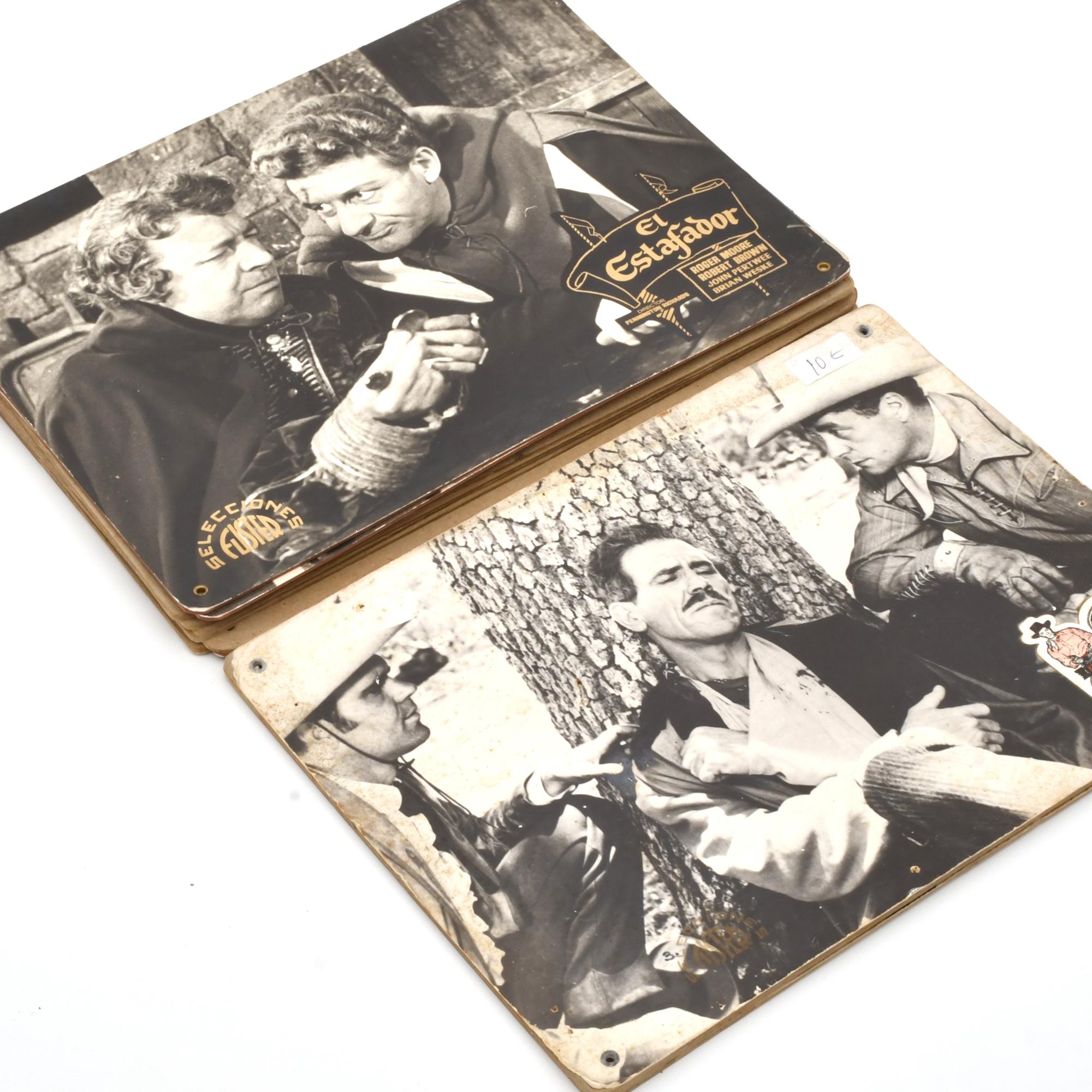 14 Cartelas de cine de diferentes películas.