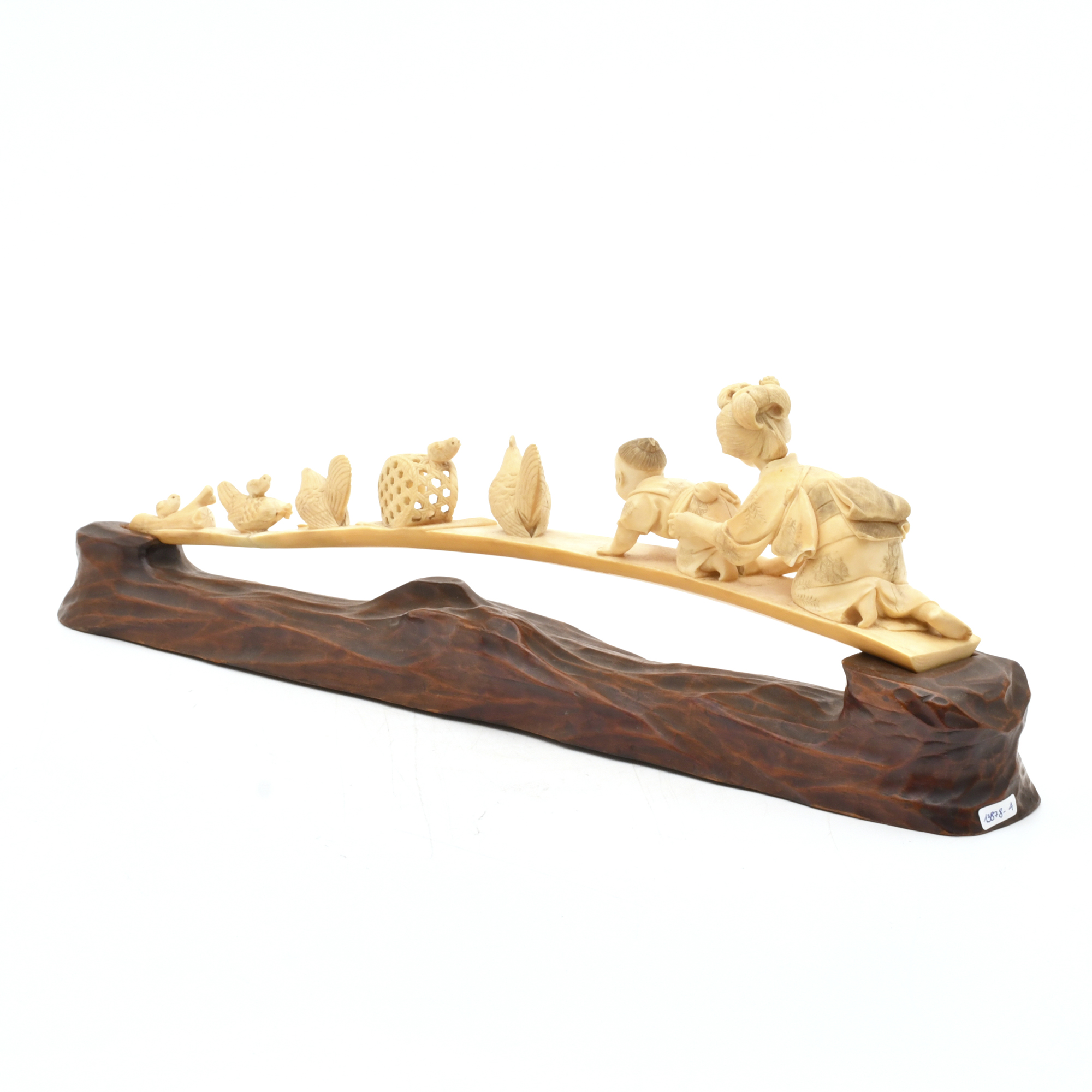 ESCUELA JAPONESA. PERÍODO MEIJI, FIN. SIGLO XIX. Mujer y ni