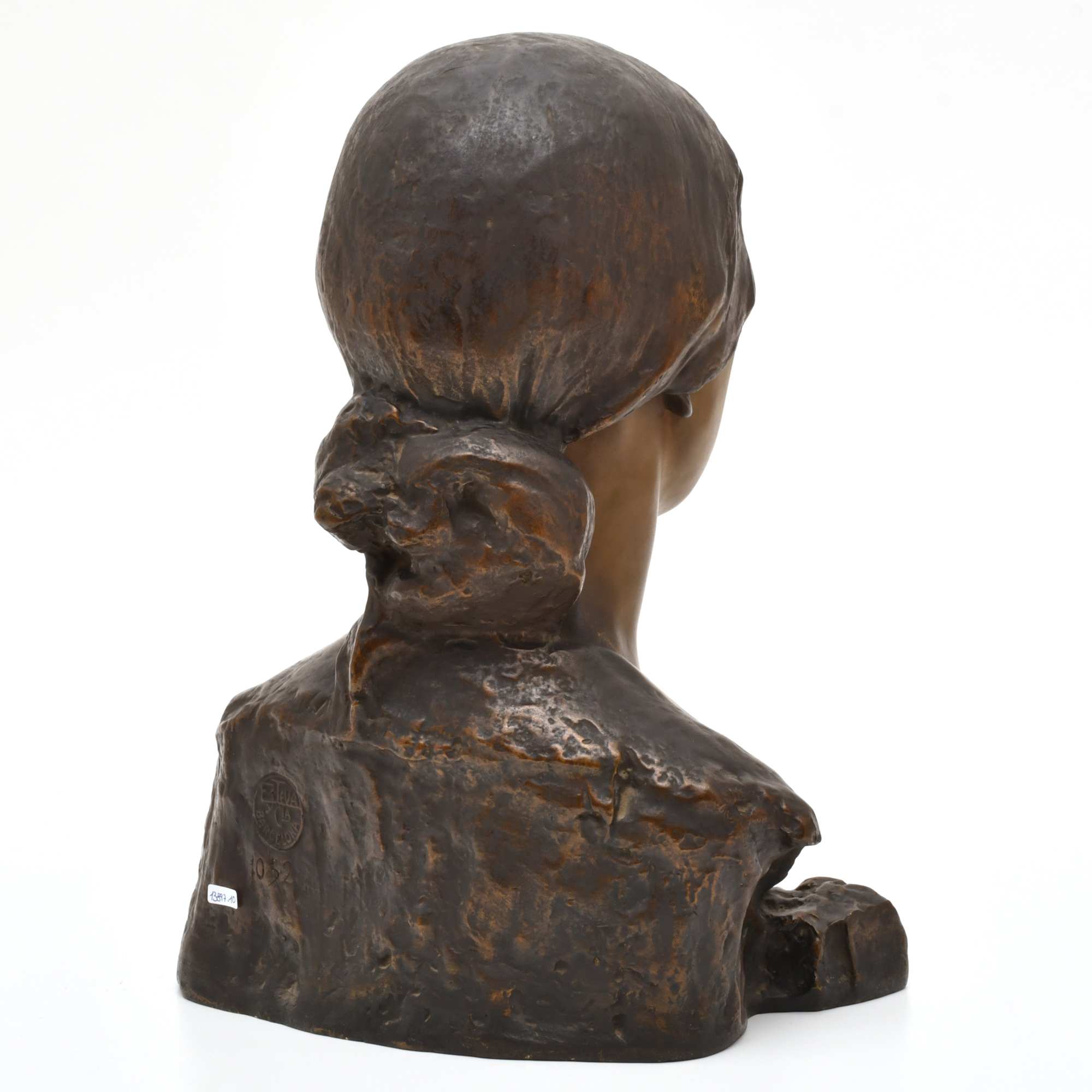 JOSEP LLIMONA (1864-1934). Busto femenina.