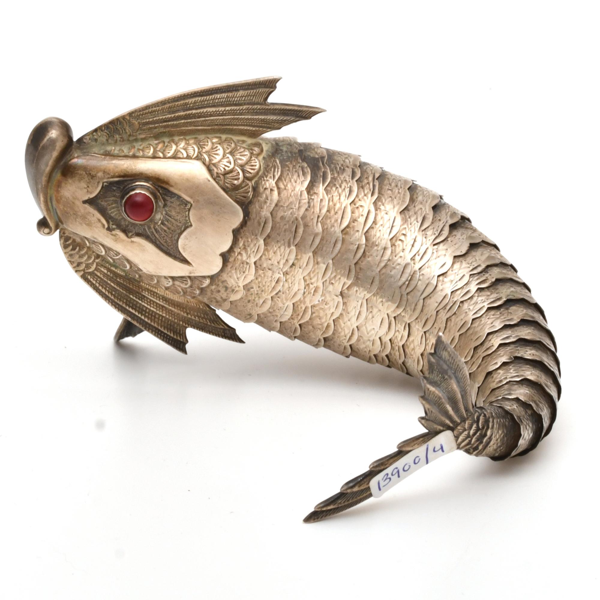 ESCUELA ESPAÑOLA, SIGLO XX. Pez articulado. 