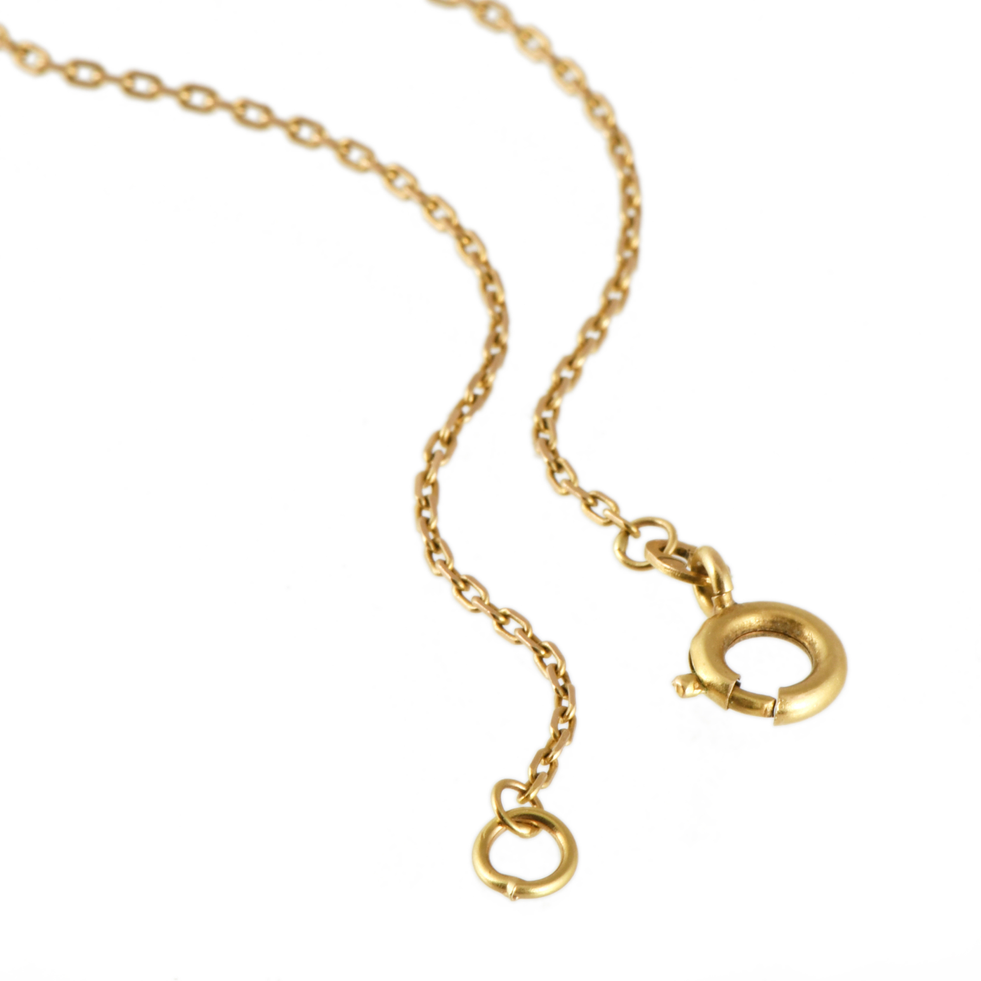 Collar con colgante en forma de pendientes unidos. Con diam