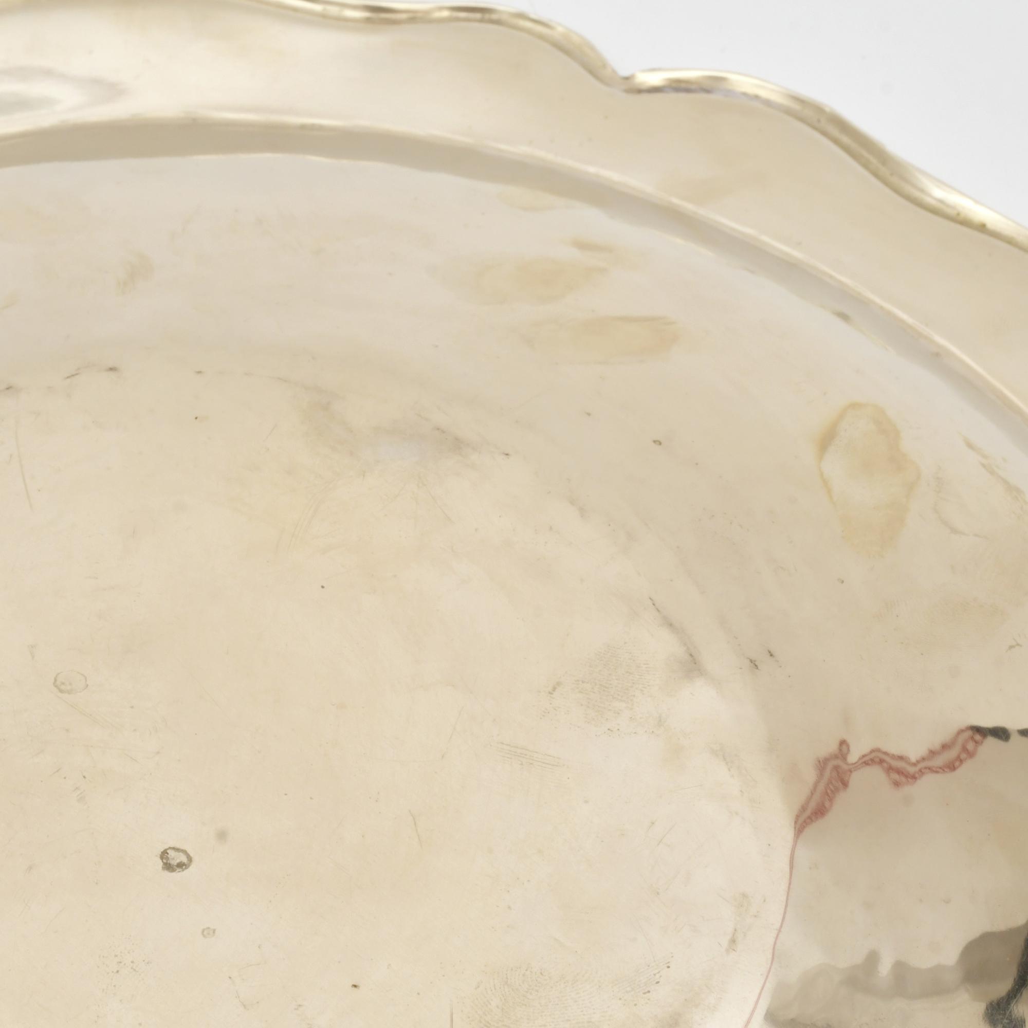 ESCUELA MEJICANA, SIGLO XX. Jarrón con plato.